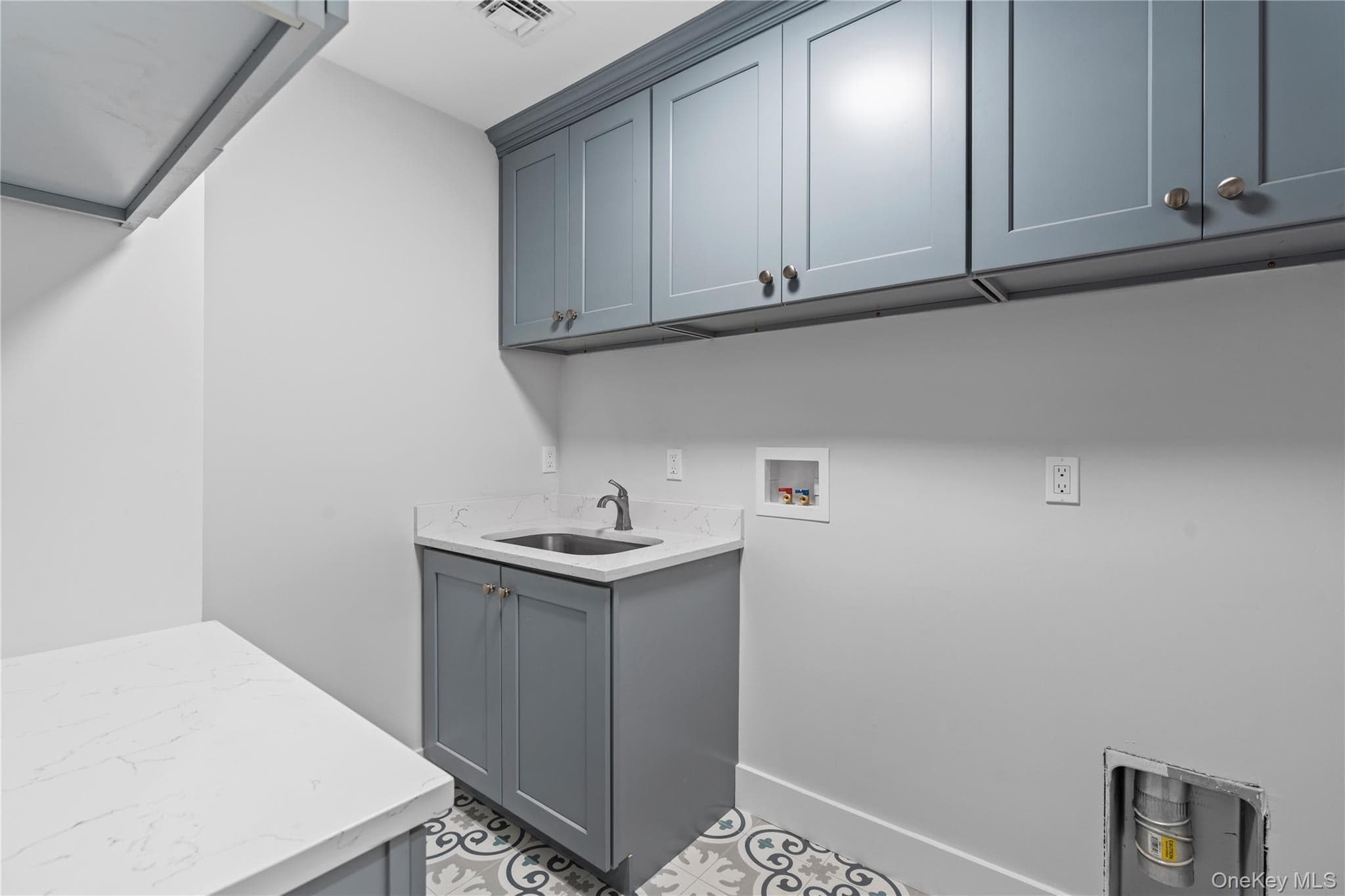 567 King Street thumbnail 31
