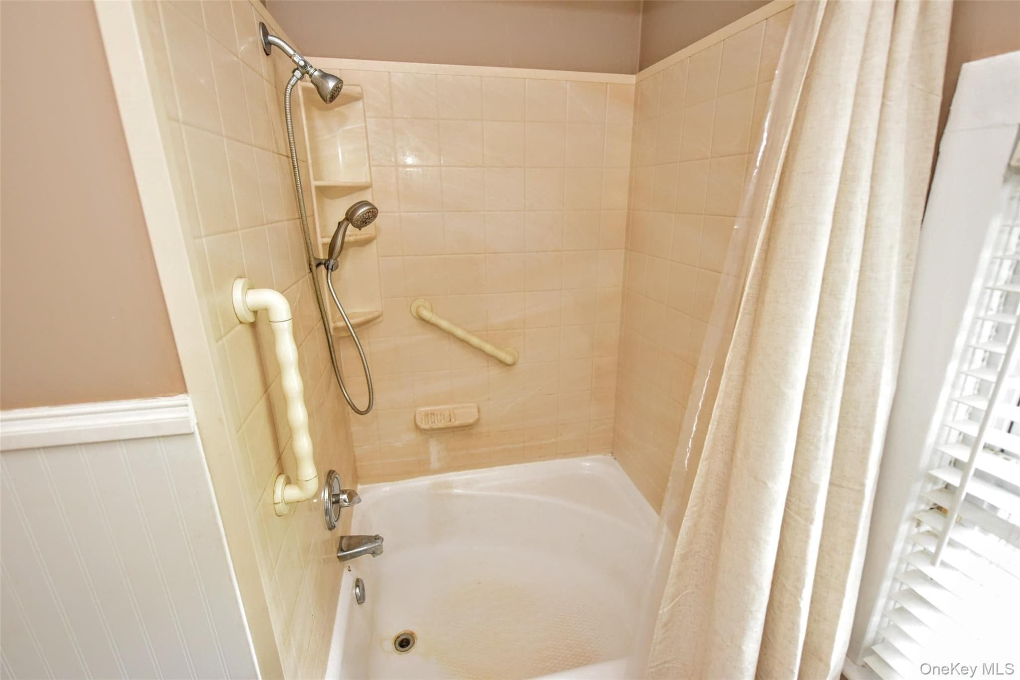 127 Hunt Avenue thumbnail 29