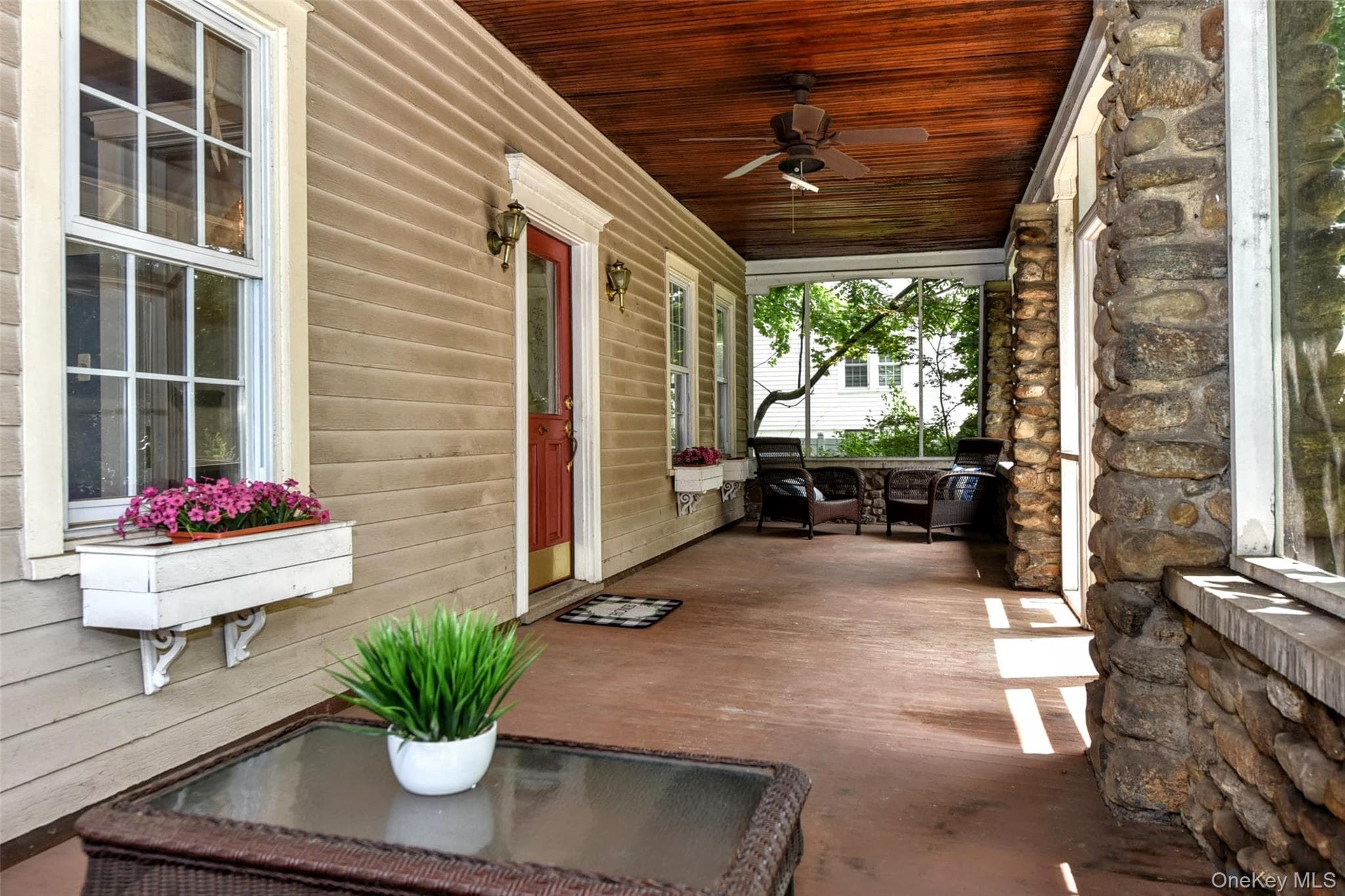 127 Hunt Avenue thumbnail 5