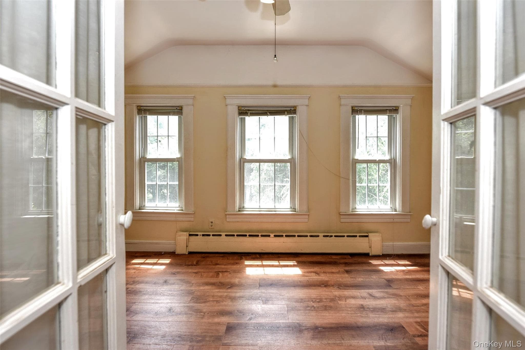 127 Hunt Avenue thumbnail 30