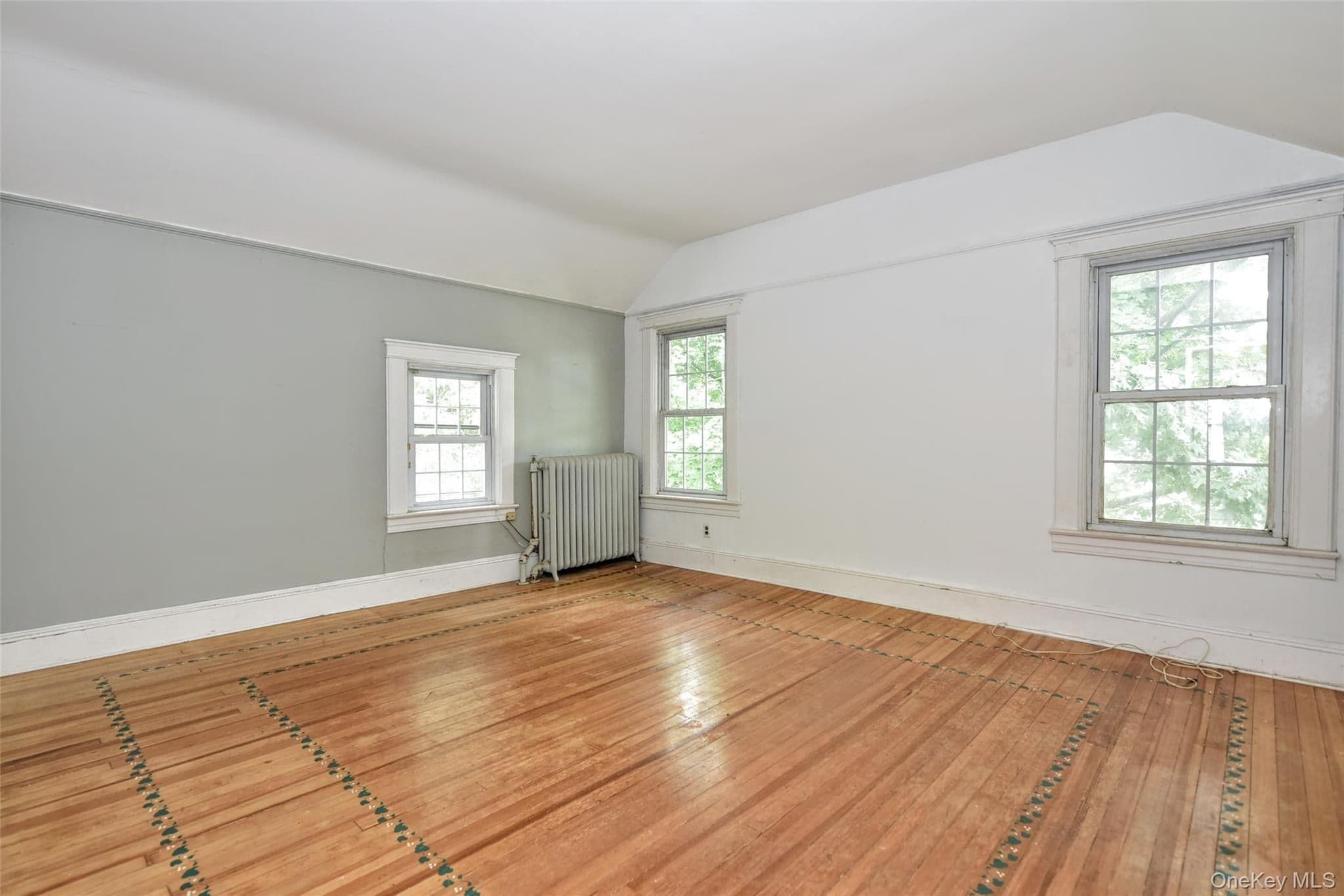 127 Hunt Avenue thumbnail 25