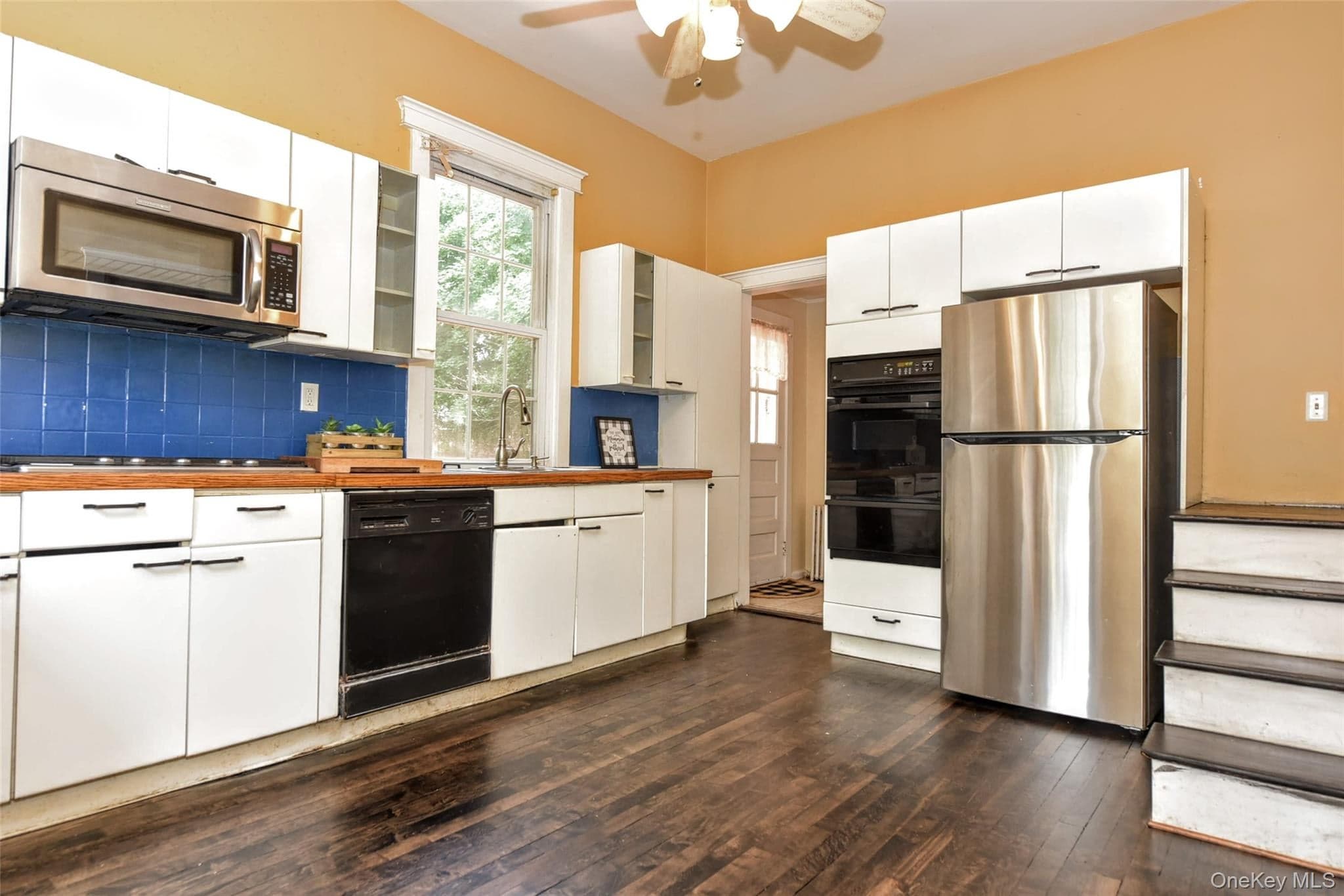 127 Hunt Avenue thumbnail 17