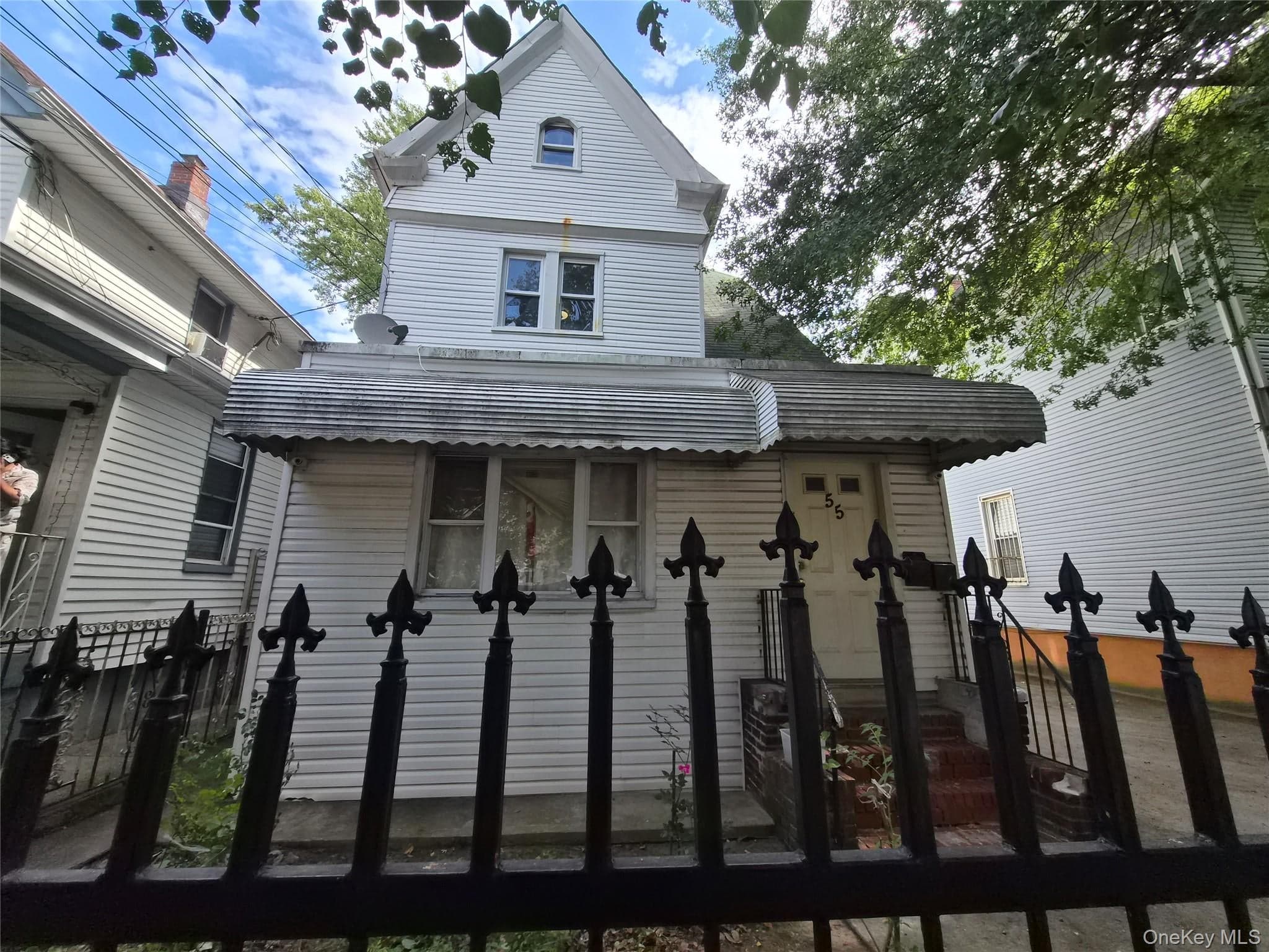 55 Richmond Street photo 1