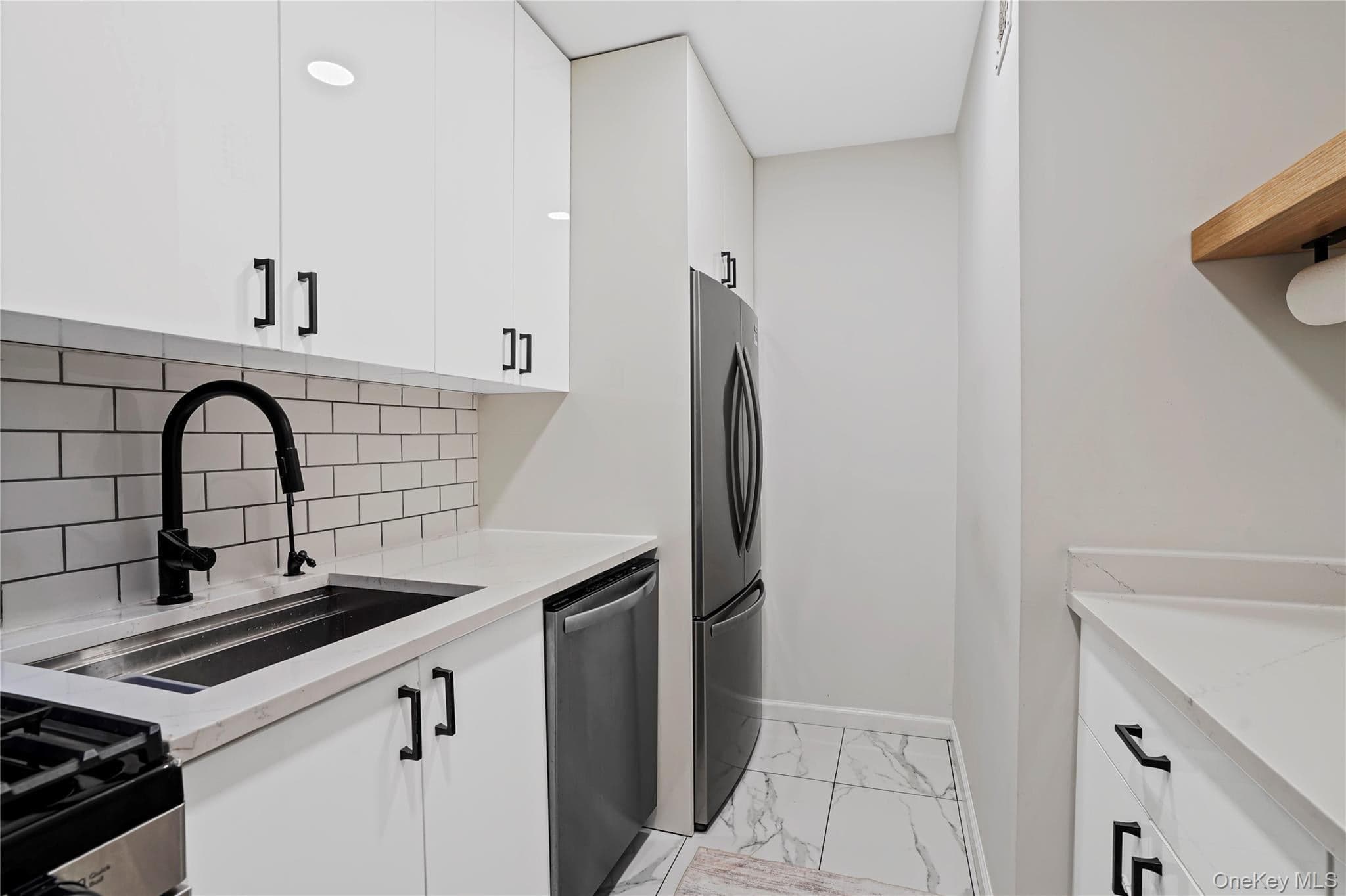 151-25 88th Street Unit: 4E thumbnail 3