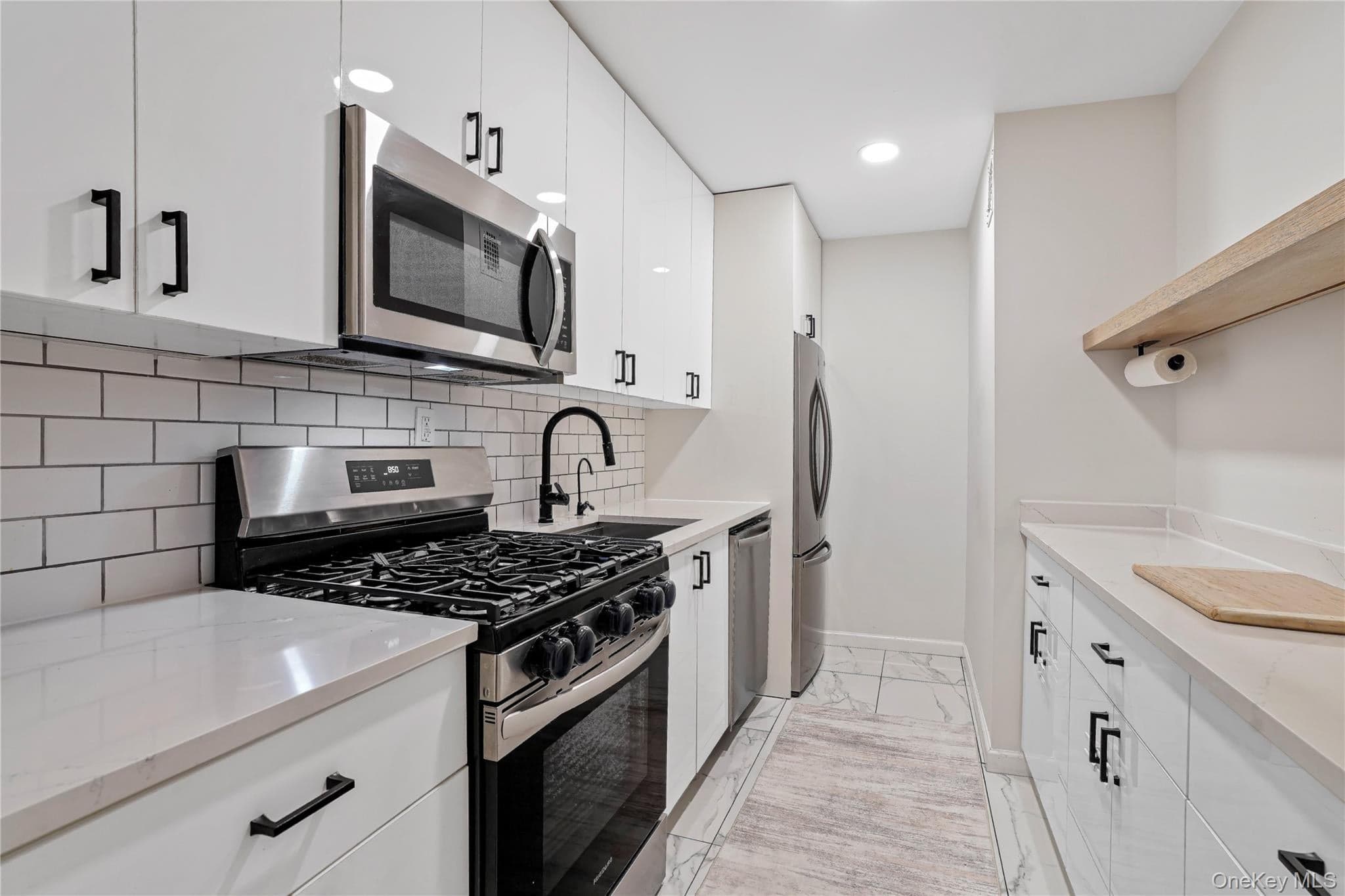 151-25 88th Street Unit: 4E thumbnail 2