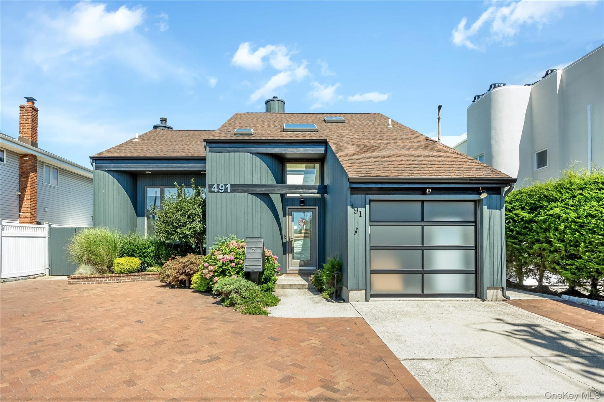 491 E Bay Drive thumbnail 2