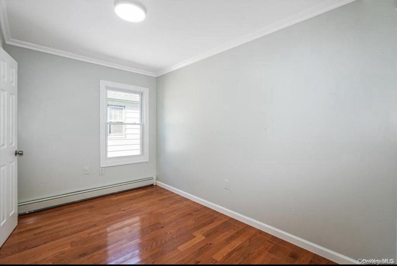 14716 Linden Boulevard thumbnail 20