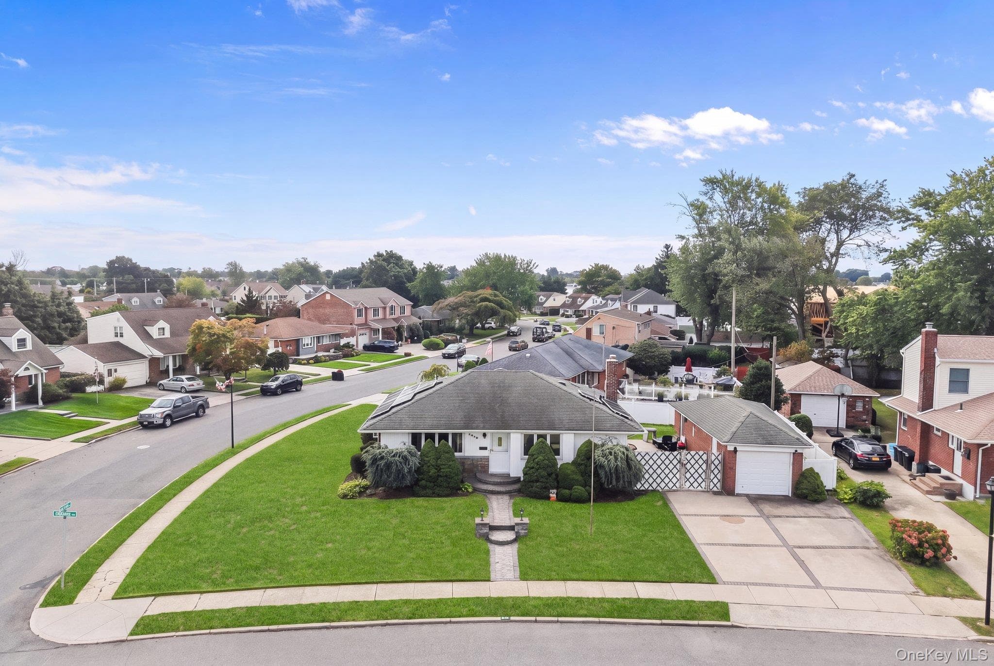 3866 Drake Street thumbnail 28