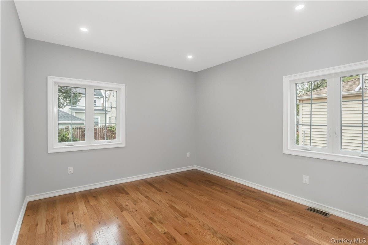 243-36 Caney Road thumbnail 12