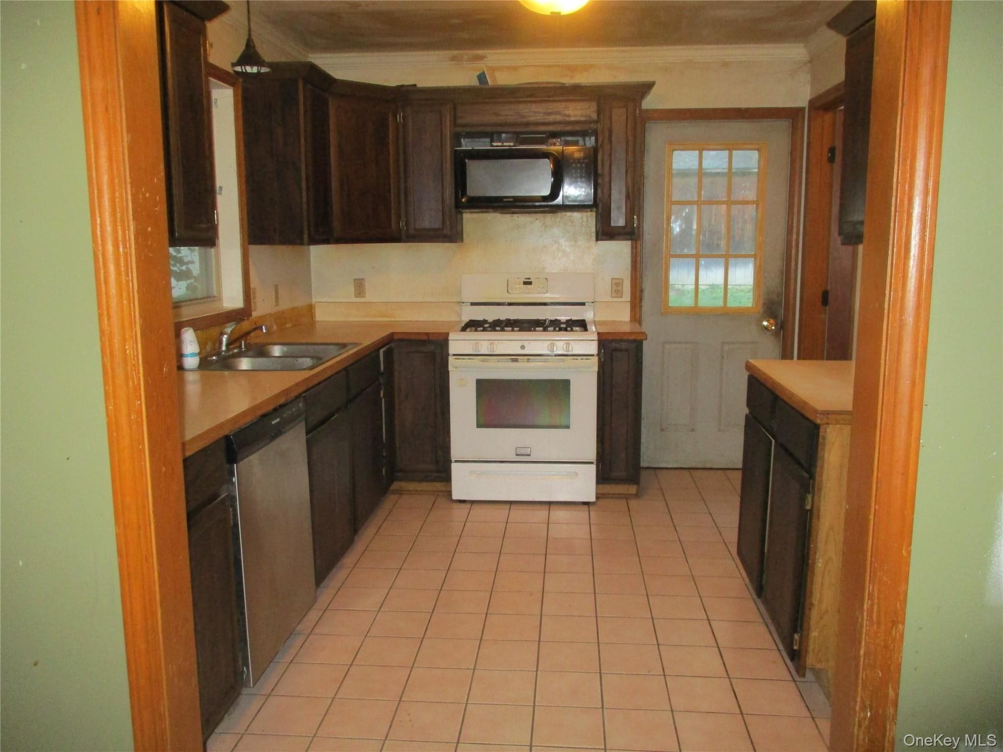 24 Fairview Avenue thumbnail 6