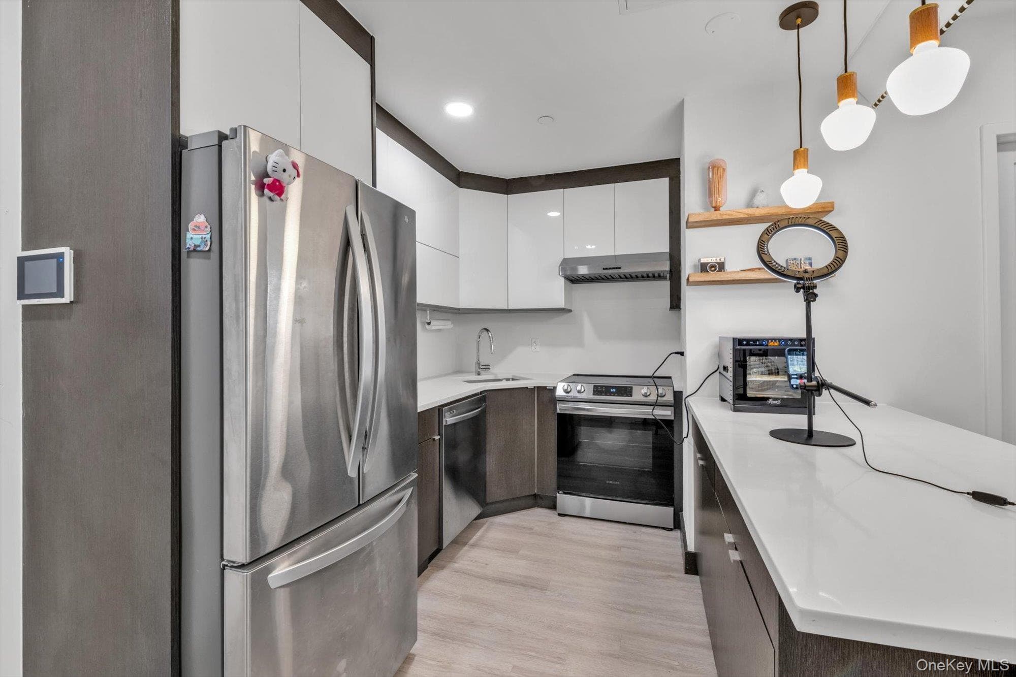 1238 63rd Street Unit: D224 thumbnail 5