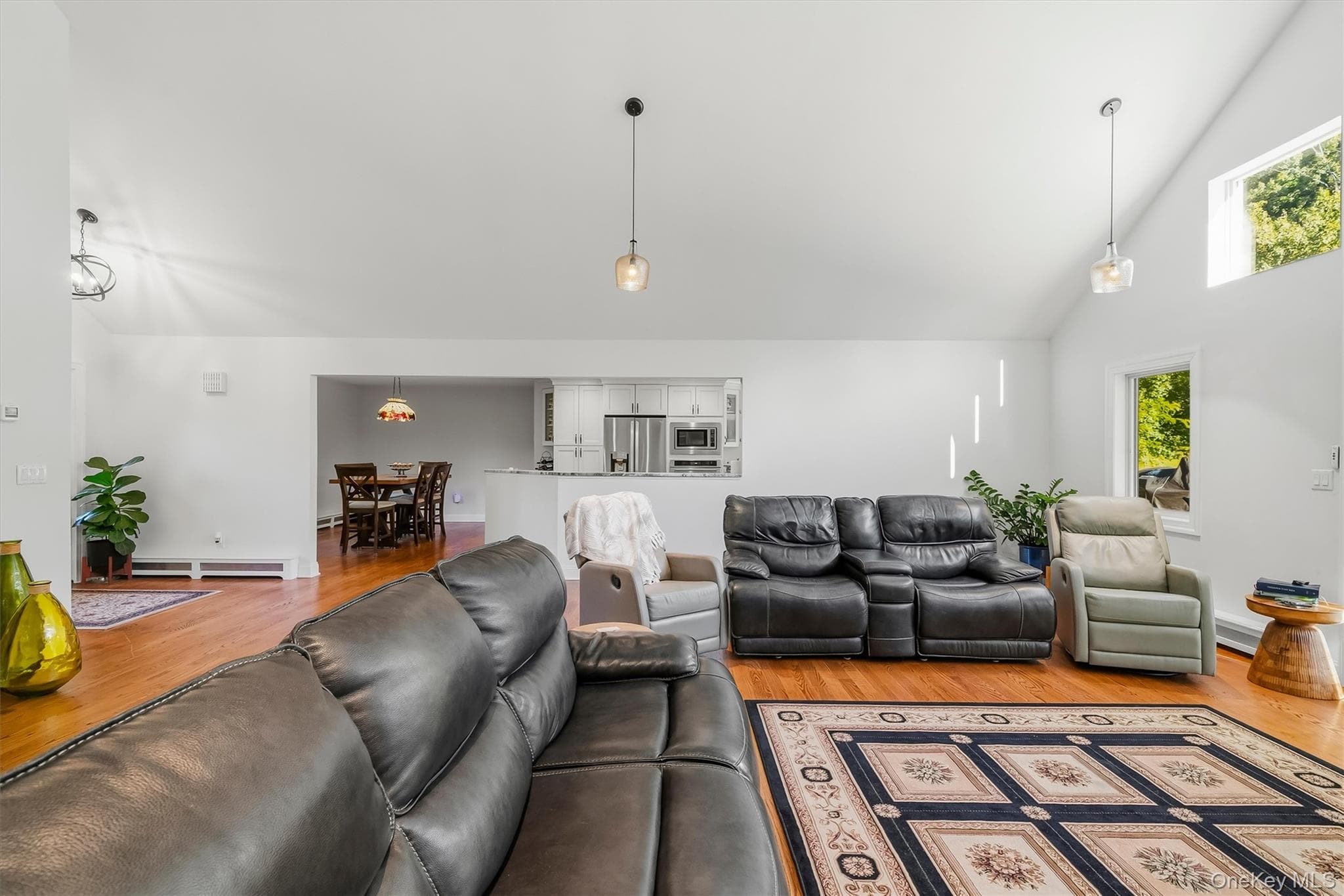 12 Whitefield Avenue thumbnail 13