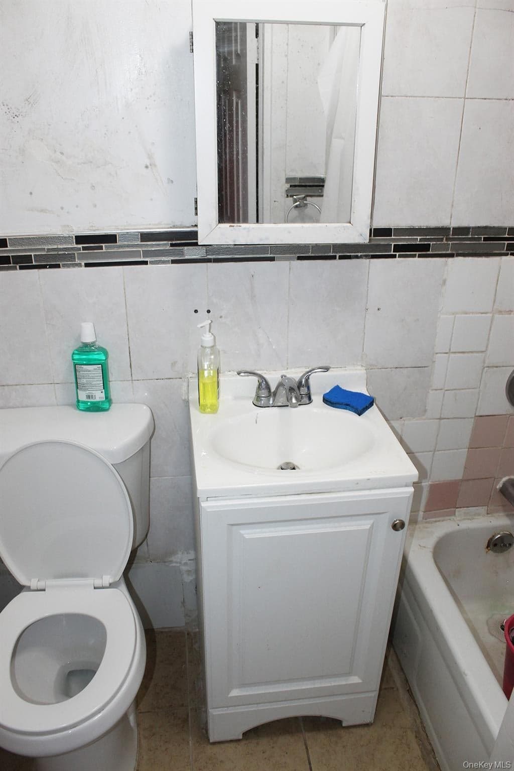 1731 White Plains Road thumbnail 14