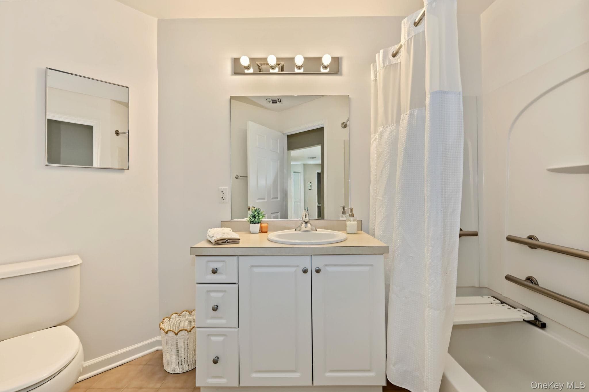 100 Woodcrest Lane Unit: 124 thumbnail 19