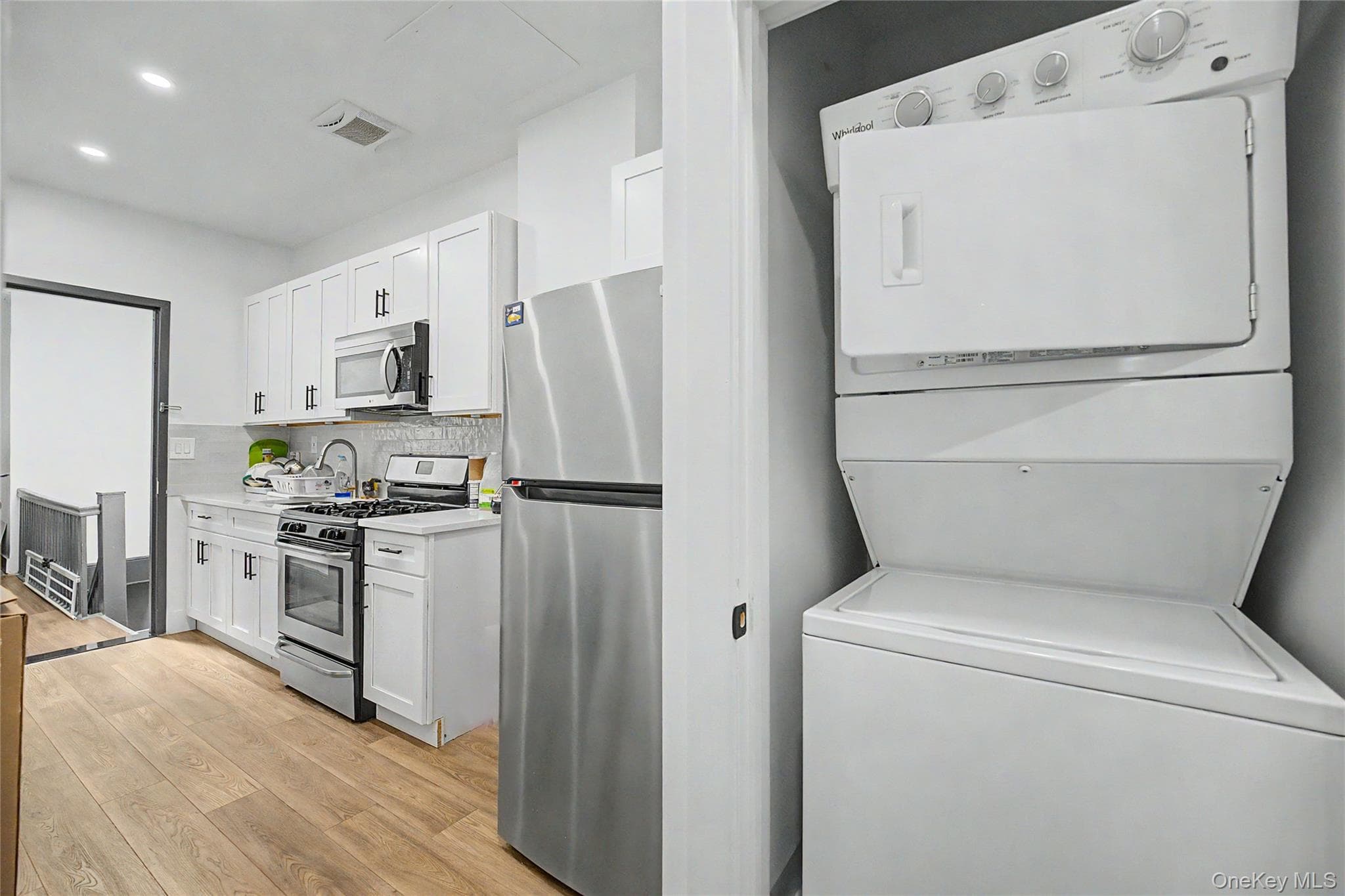 98-07 37th Avenue thumbnail 7