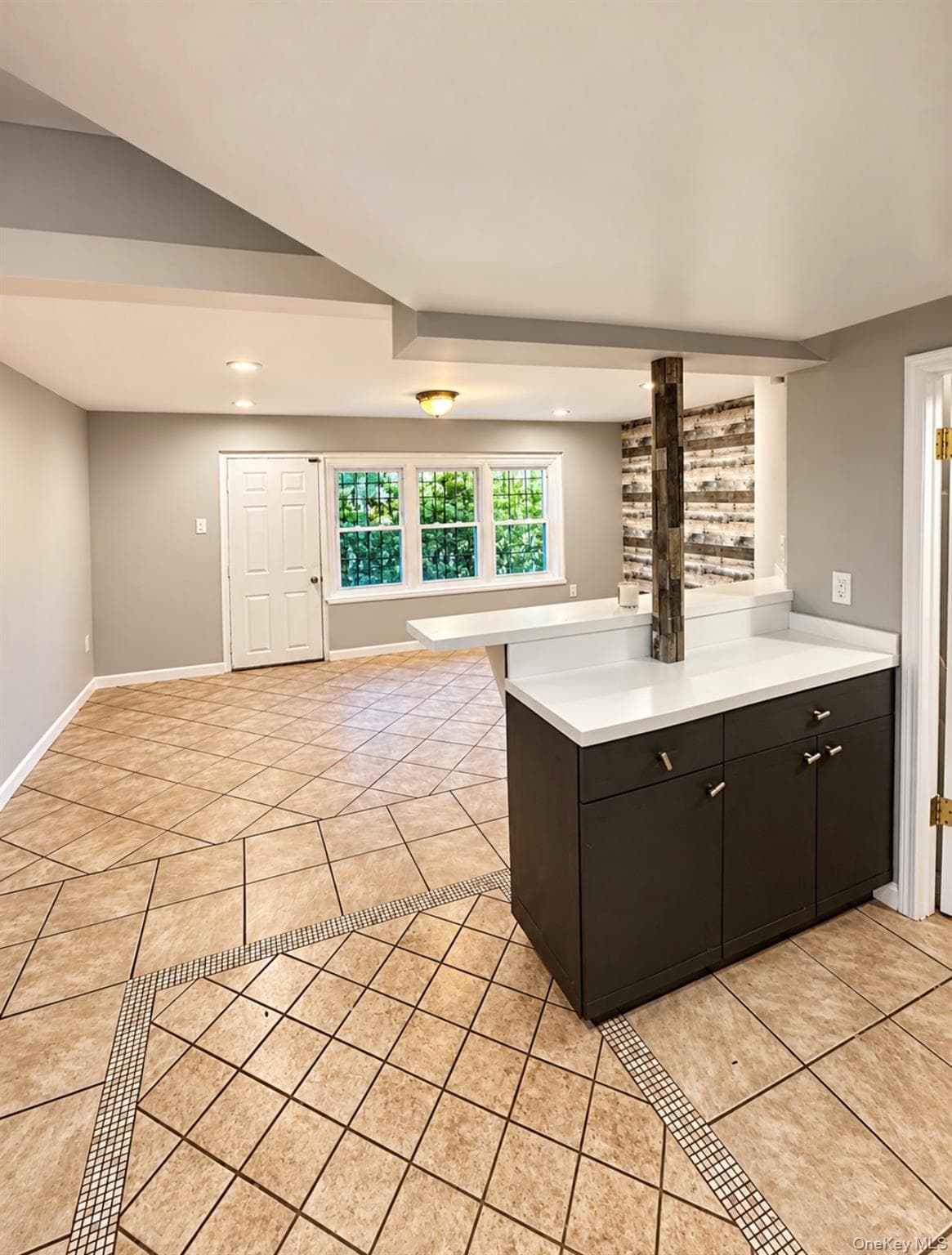 138 Edgecliff Terrace thumbnail 14
