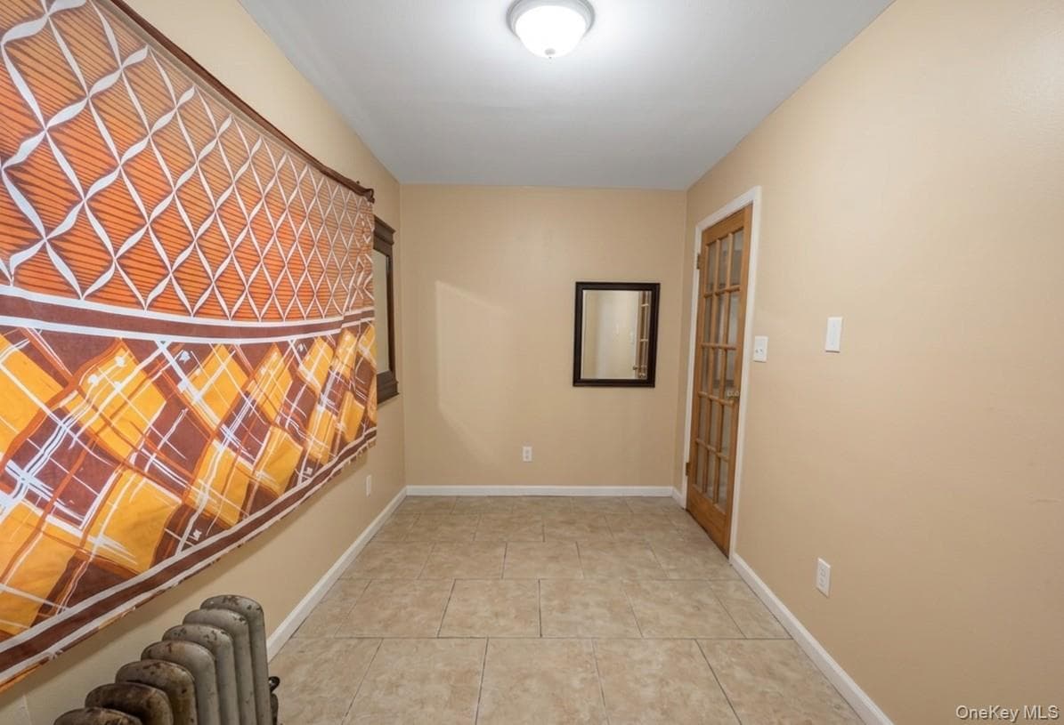 1542 Saint Lawrence Avenue thumbnail 9