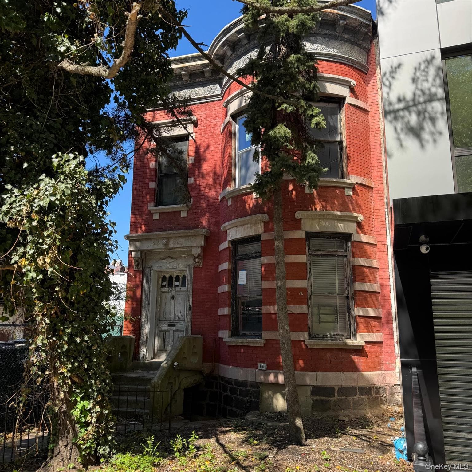 10811 72nd Avenue, Forest Hills
