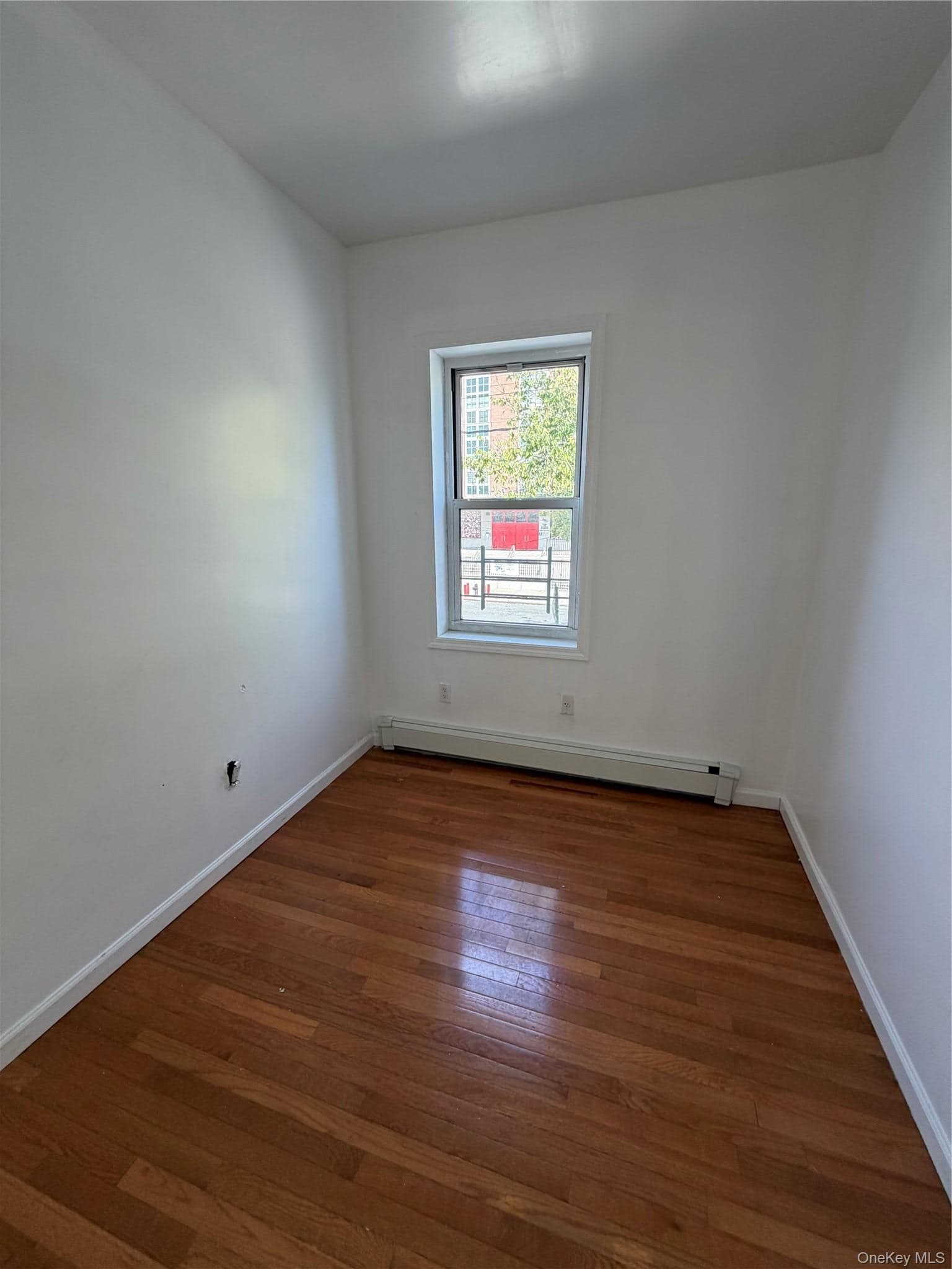 2356 Waterbury Avenue thumbnail 13