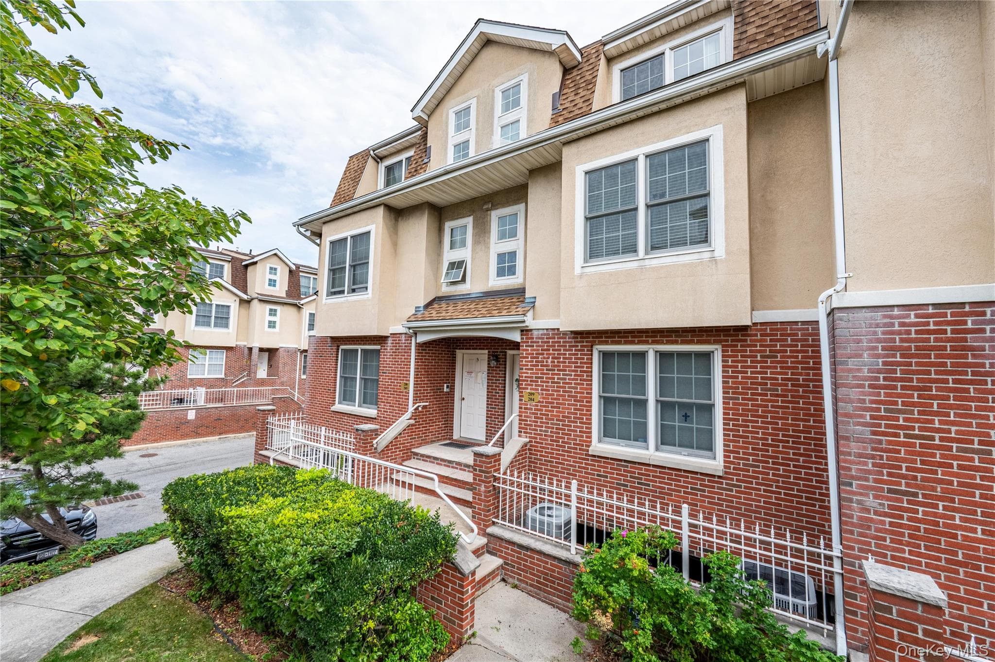 1 Patricia Lane Unit: 209, Bronx