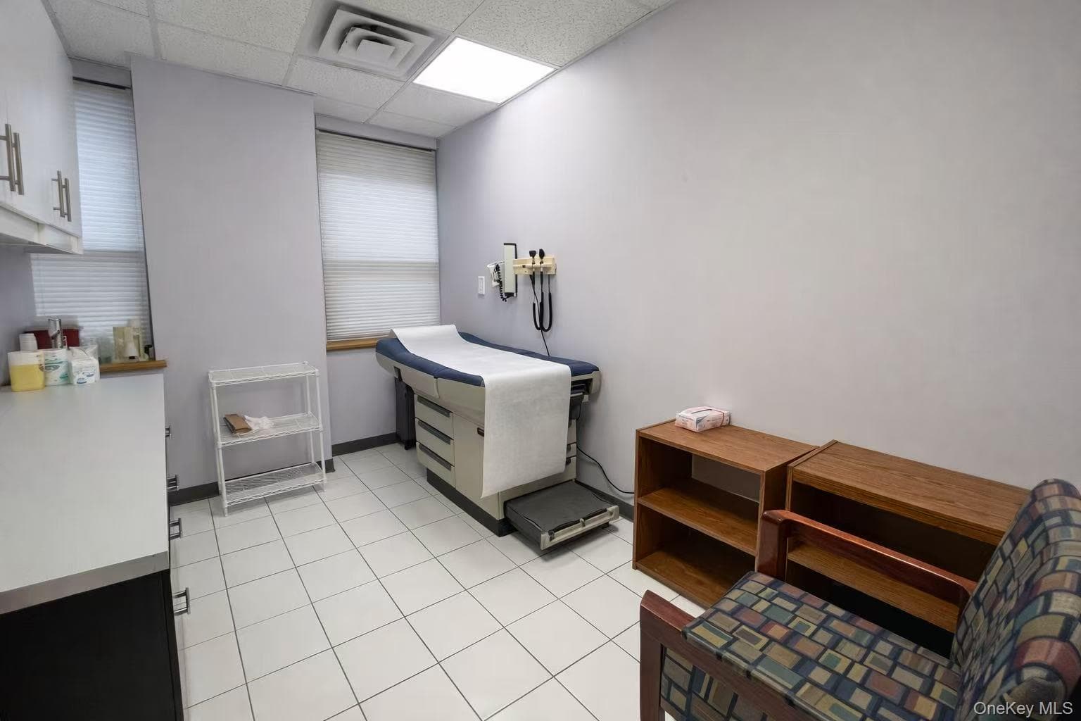 128 Mott Street Unit: 301 thumbnail 4