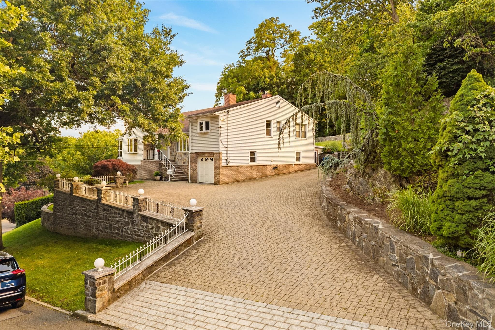 81 Avondale Road thumbnail 20