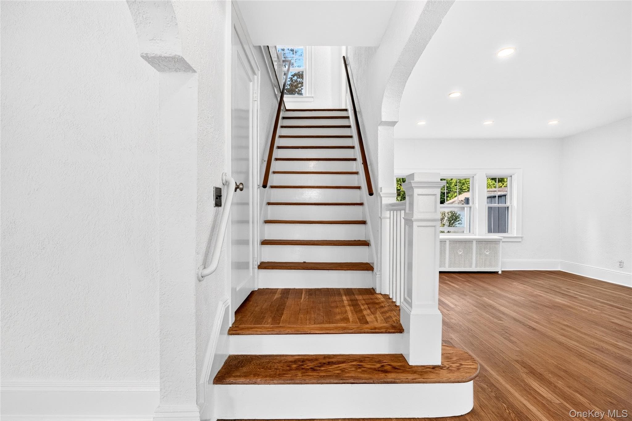 20 Prescott Avenue thumbnail 5