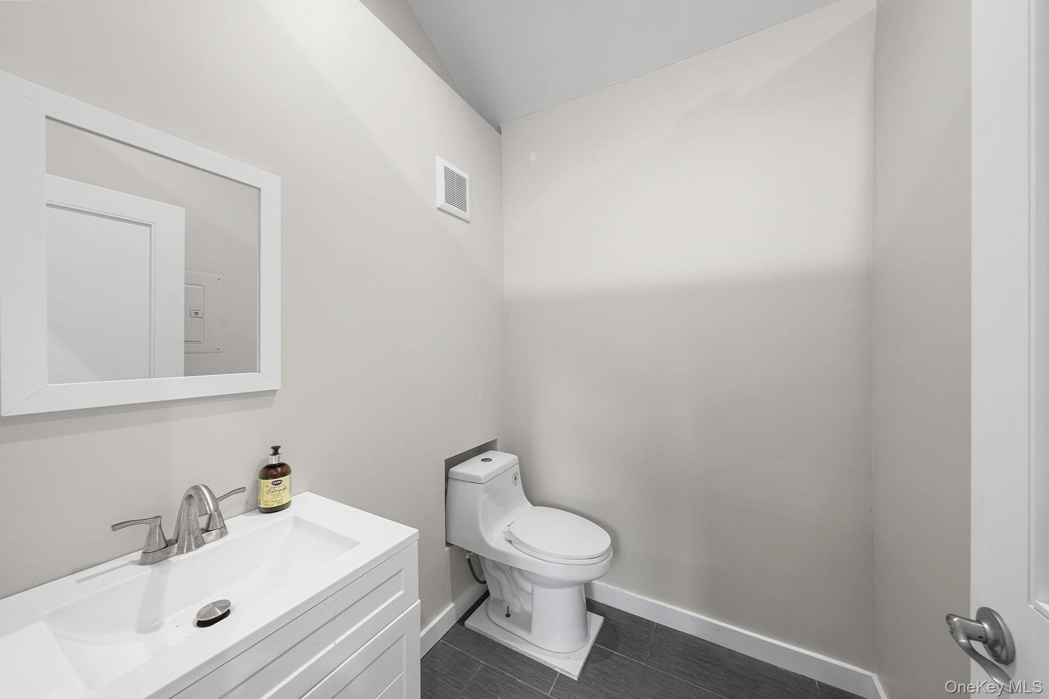 12 Seaside Drive thumbnail 40