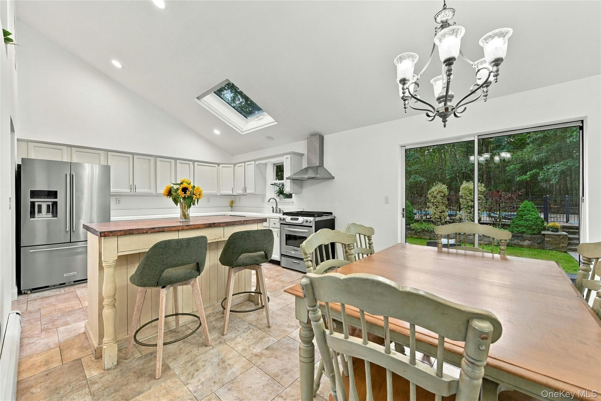 16 Georgann Road thumbnail 9