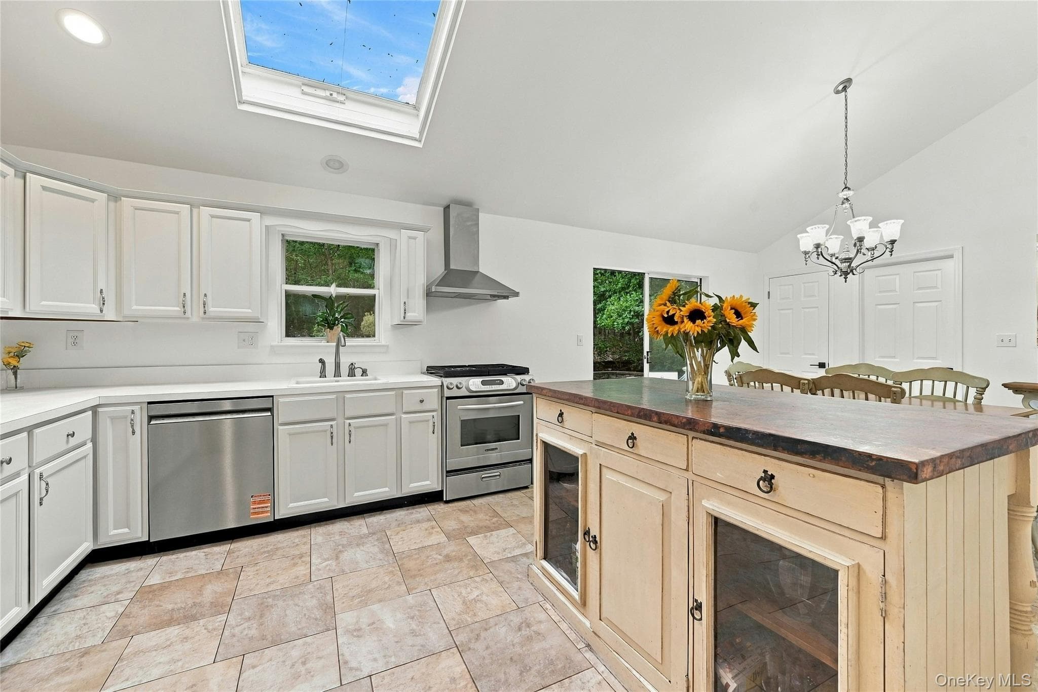 16 Georgann Road thumbnail 12