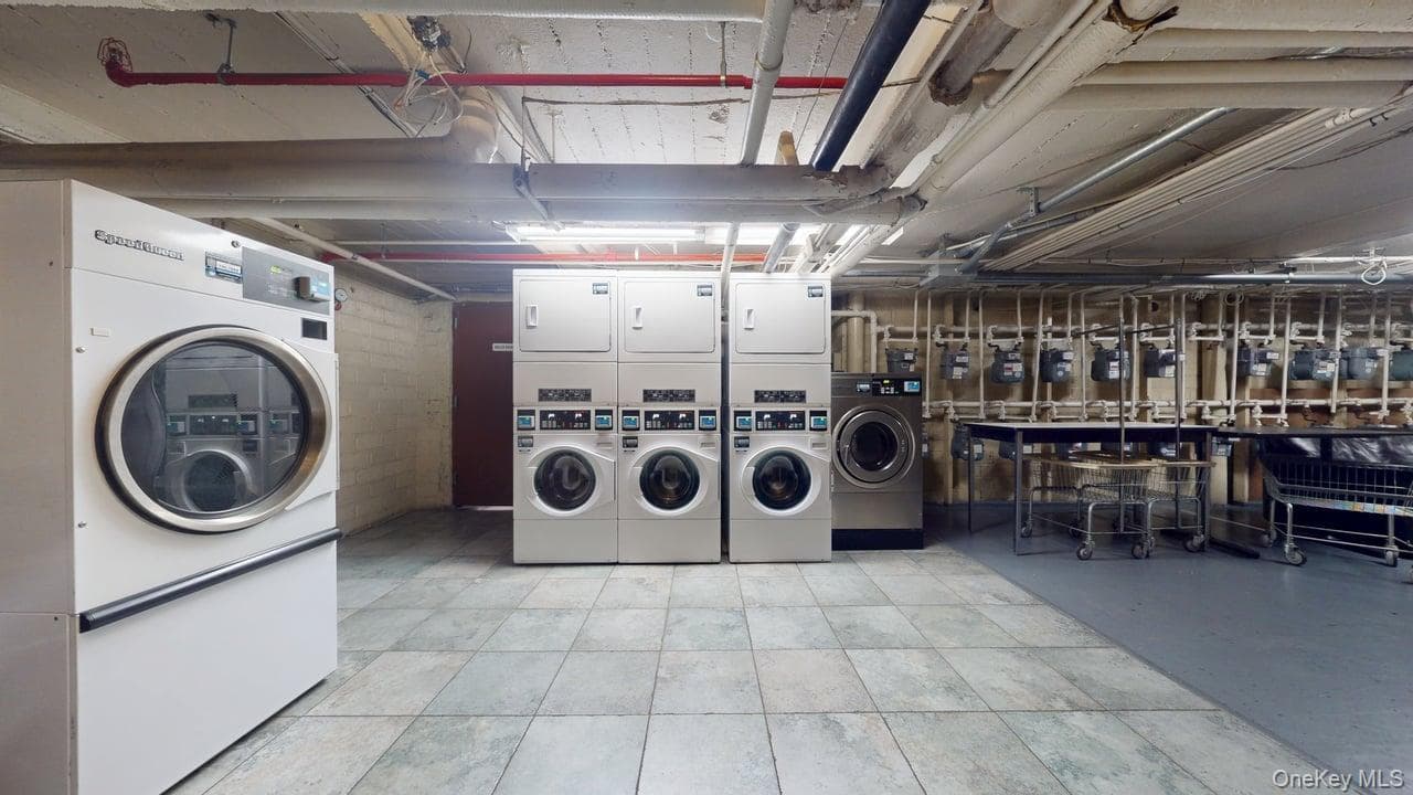 68-30 Burns Street Unit: C2 thumbnail 26