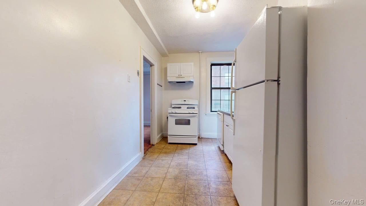 68-30 Burns Street Unit: C2 thumbnail 9