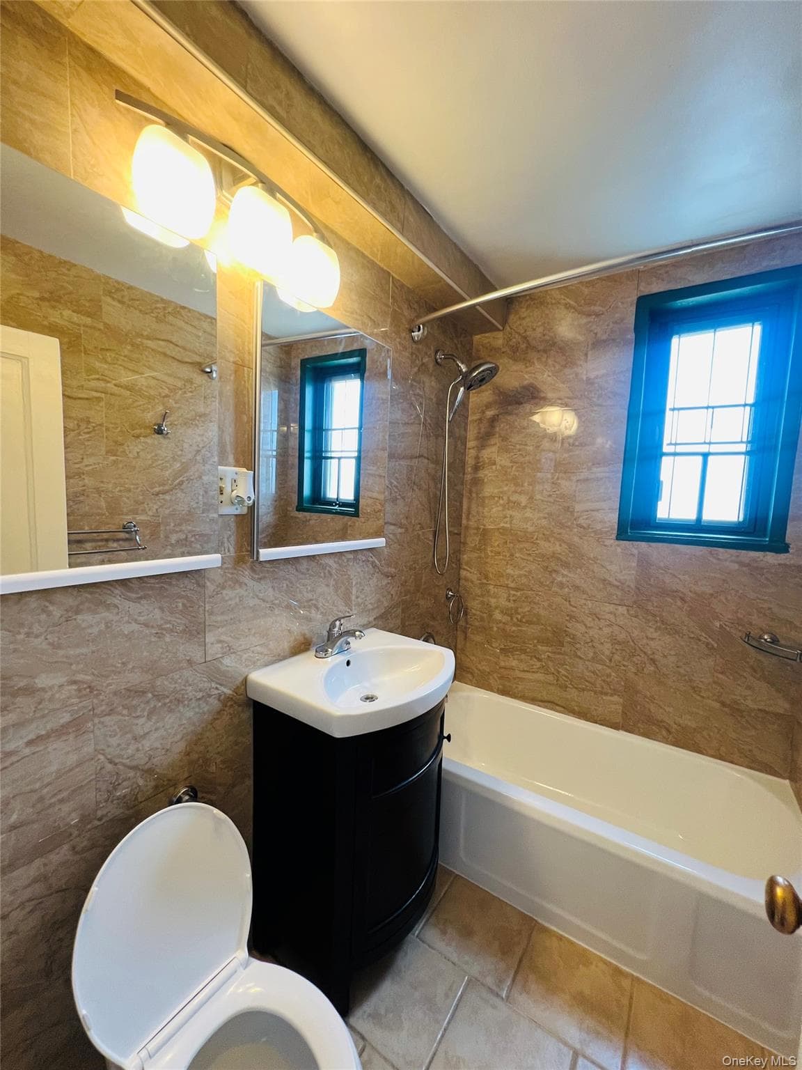 1595 Unionport Road Unit: 11A thumbnail 9