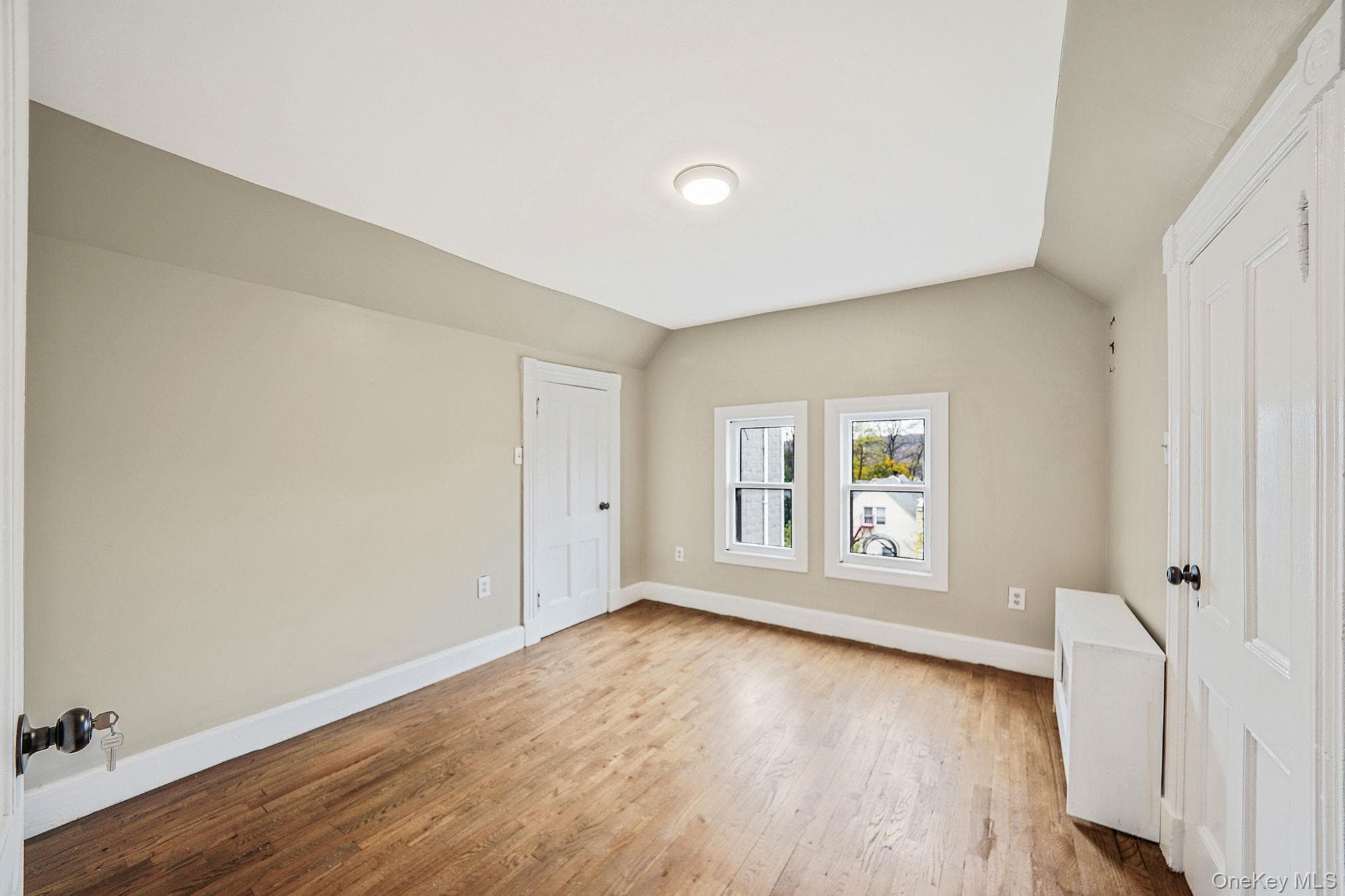 155 Hawthorne Avenue thumbnail 31