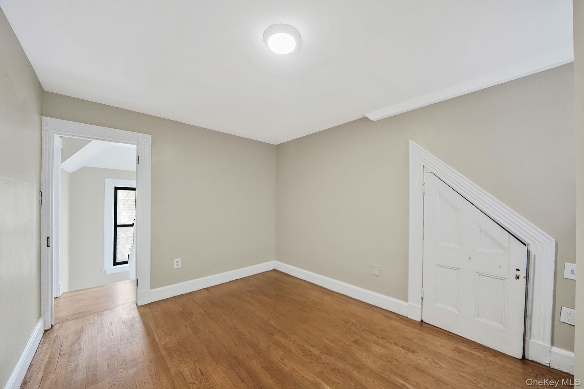 155 Hawthorne Avenue thumbnail 30