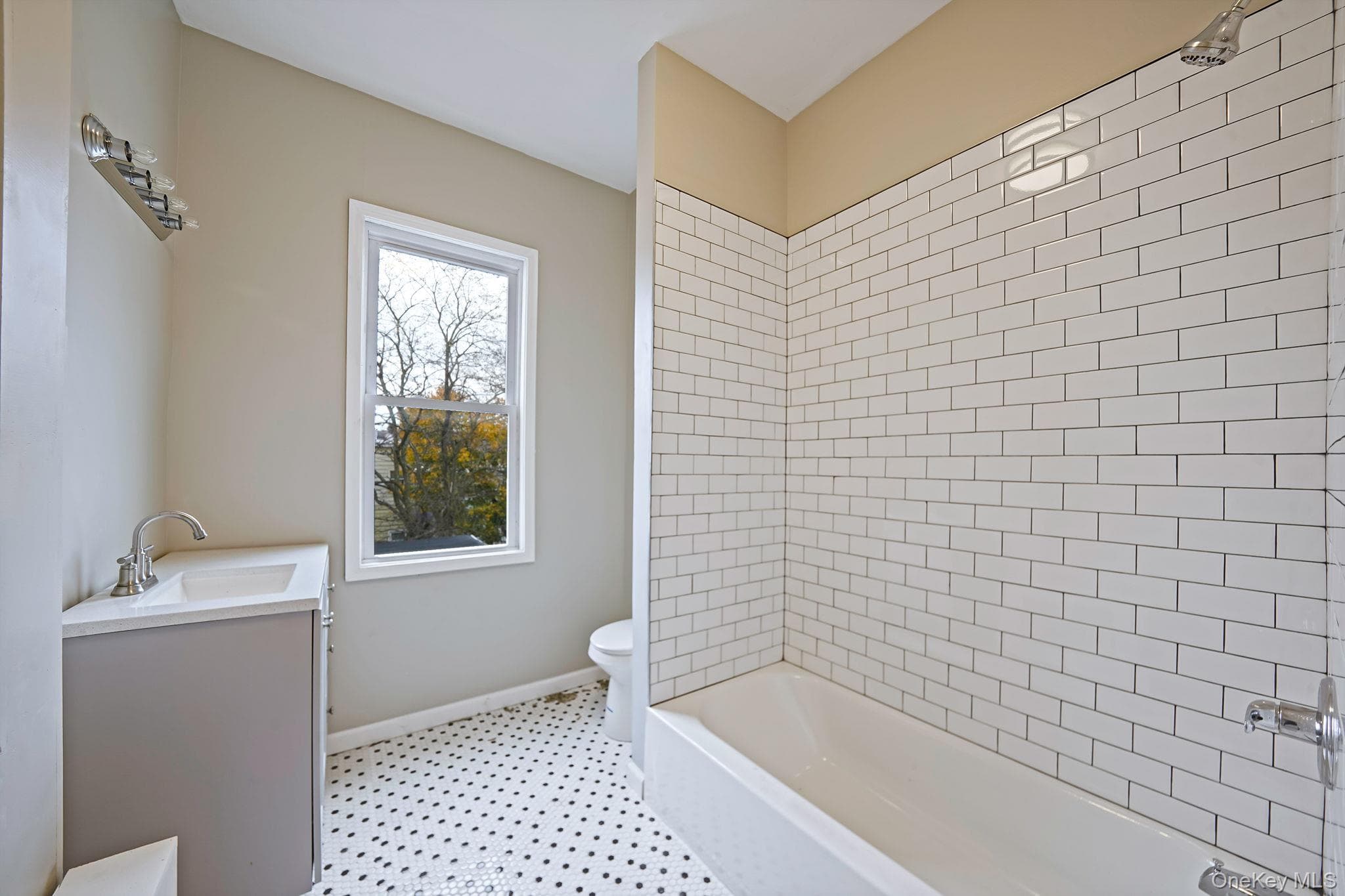 155 Hawthorne Avenue thumbnail 26