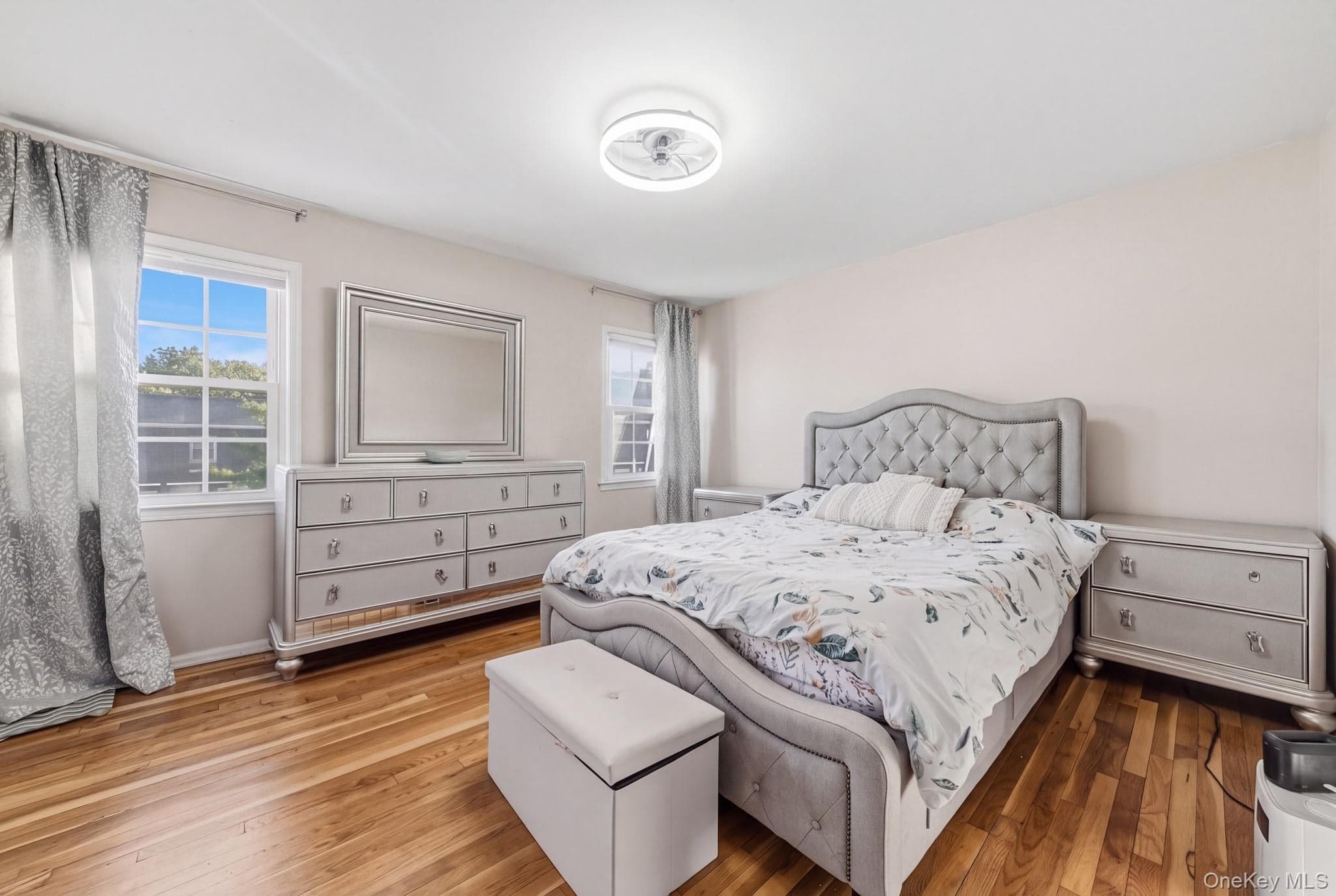 42 Gladys Drive thumbnail 9