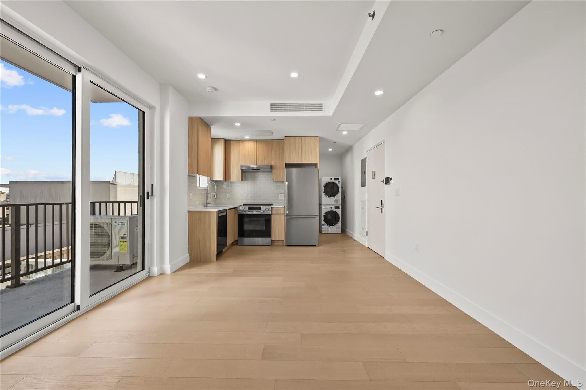 150-02 Northern Blvd Blvd Unit: 4C thumbnail 5