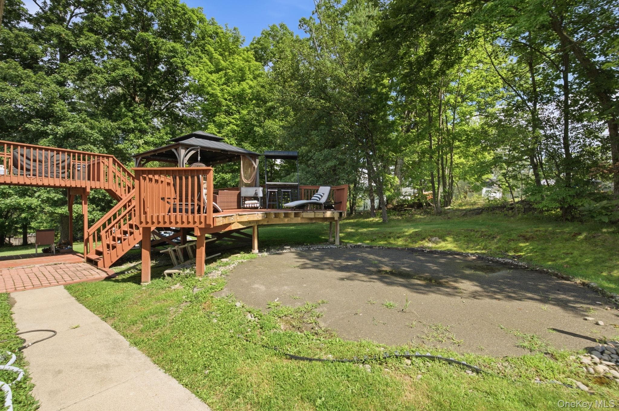17 Old Hemlock Drive thumbnail 30