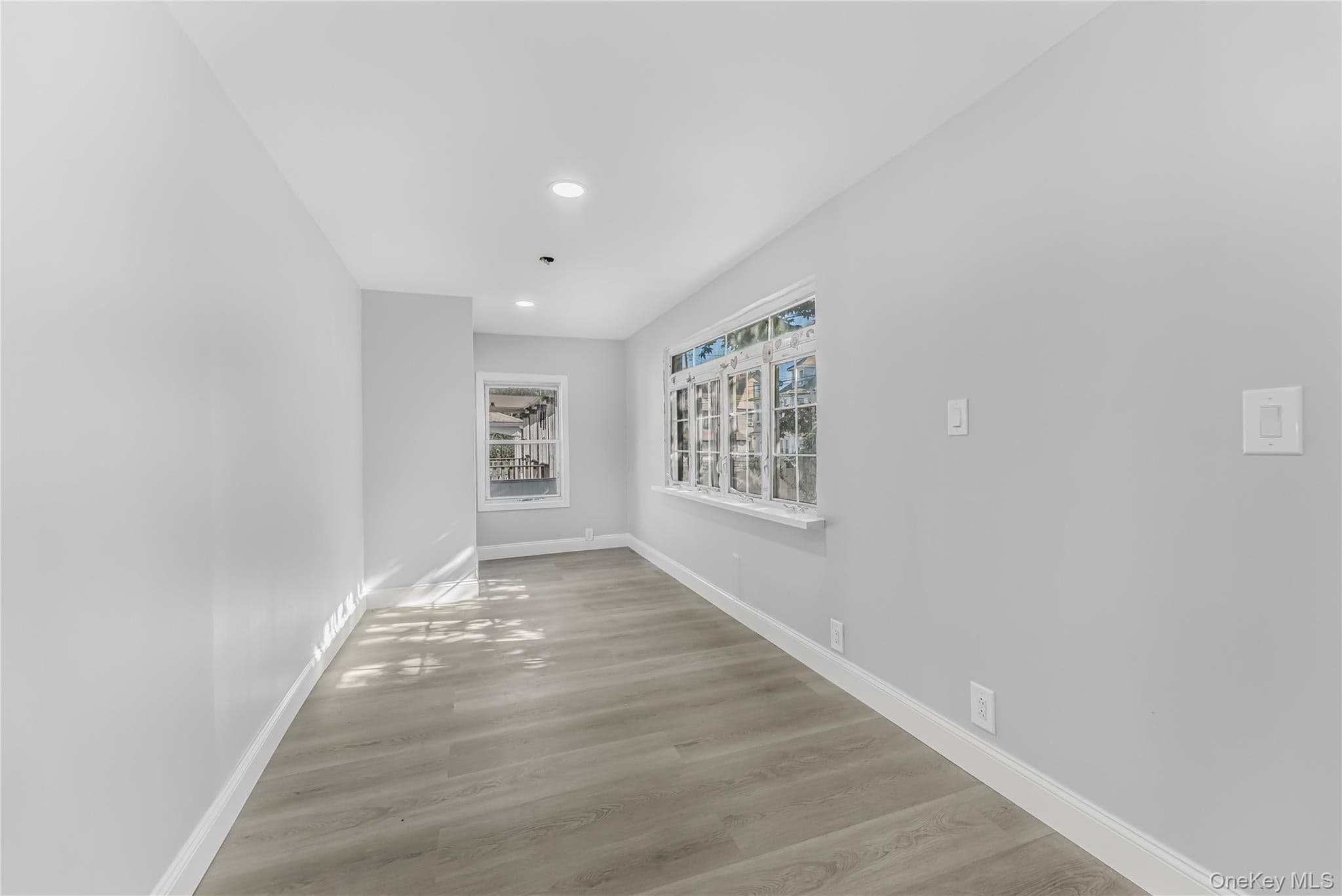1073 Mcbride Street thumbnail 31