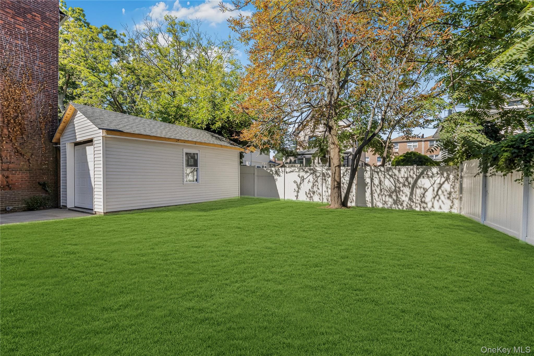 1073 Mcbride Street thumbnail 38