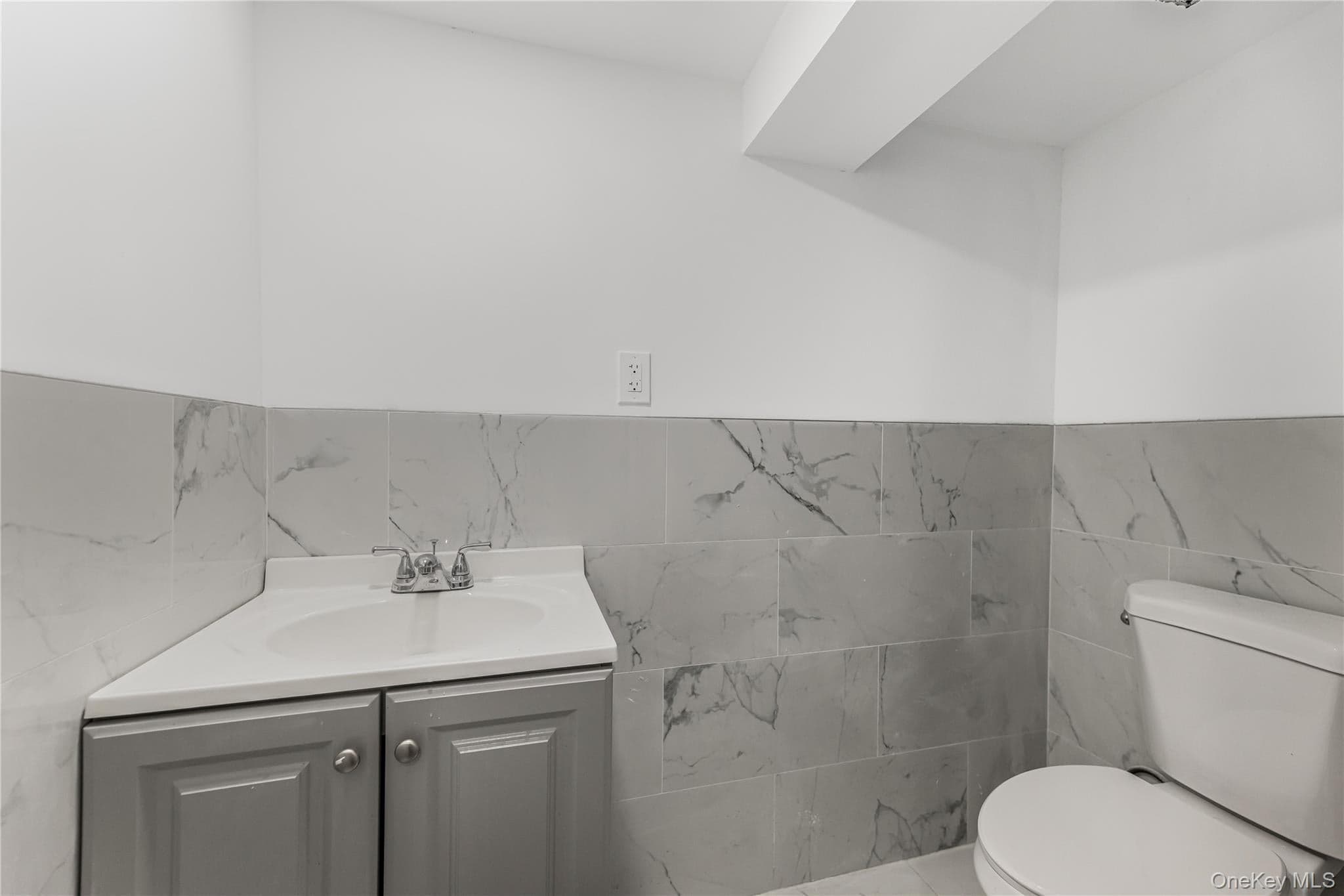 1073 Mcbride Street thumbnail 30