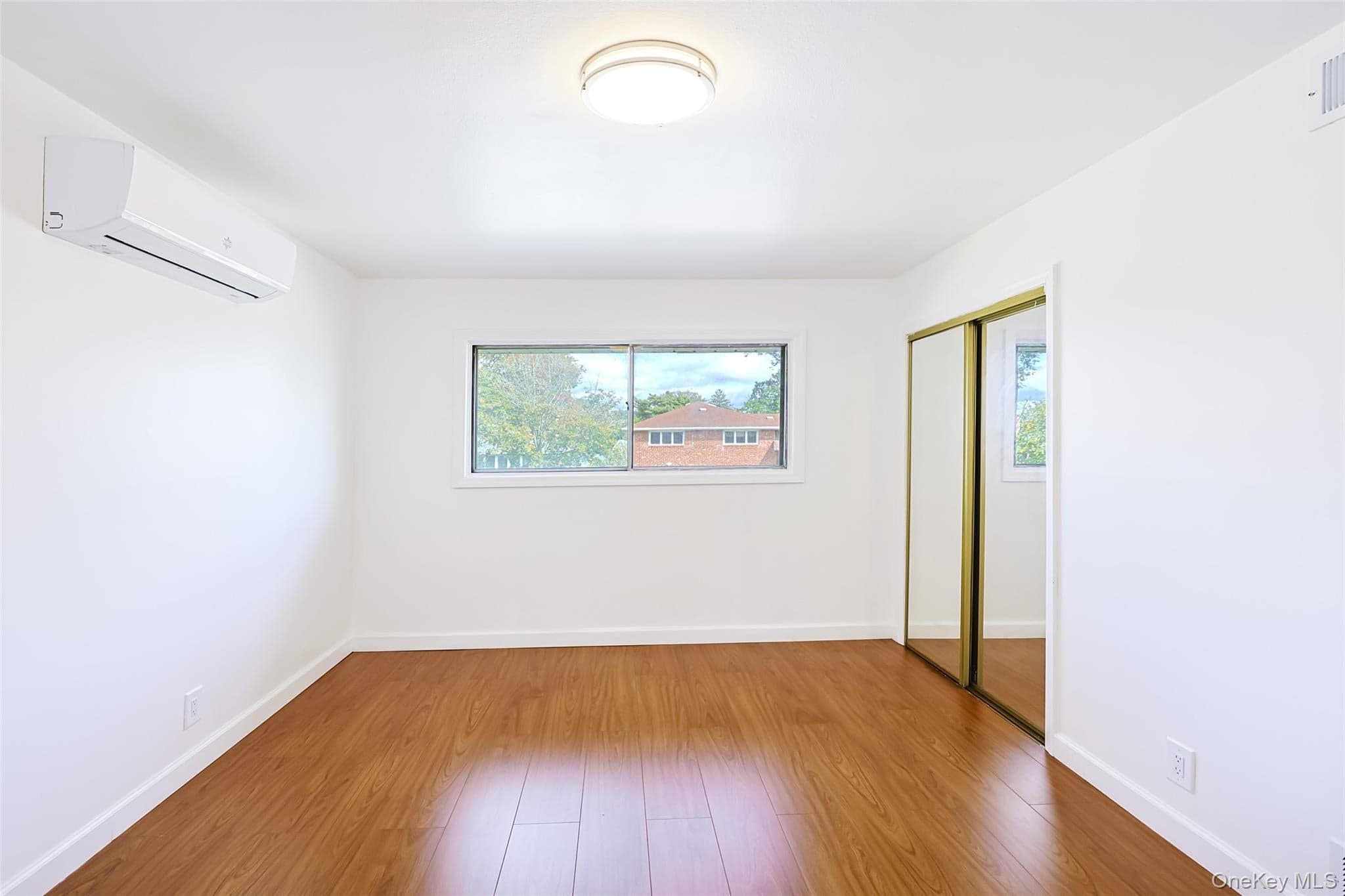 20 Willets Avenue thumbnail 19