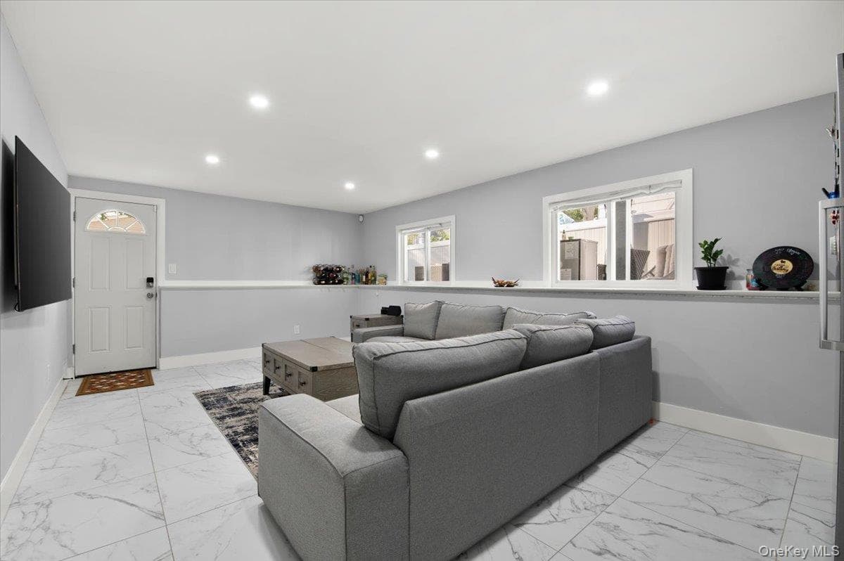 187 Catherine Street thumbnail 27