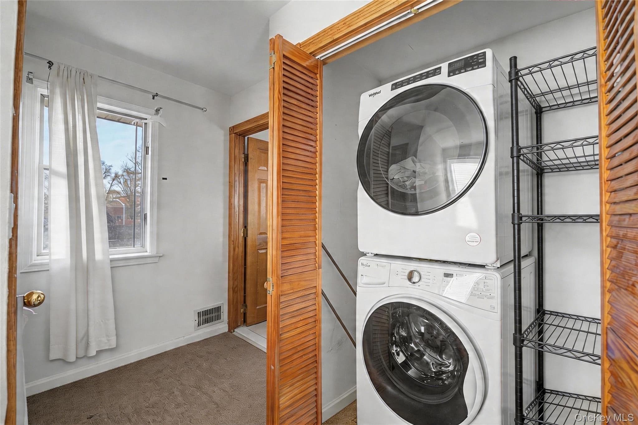 251-43 57th Avenue thumbnail 16