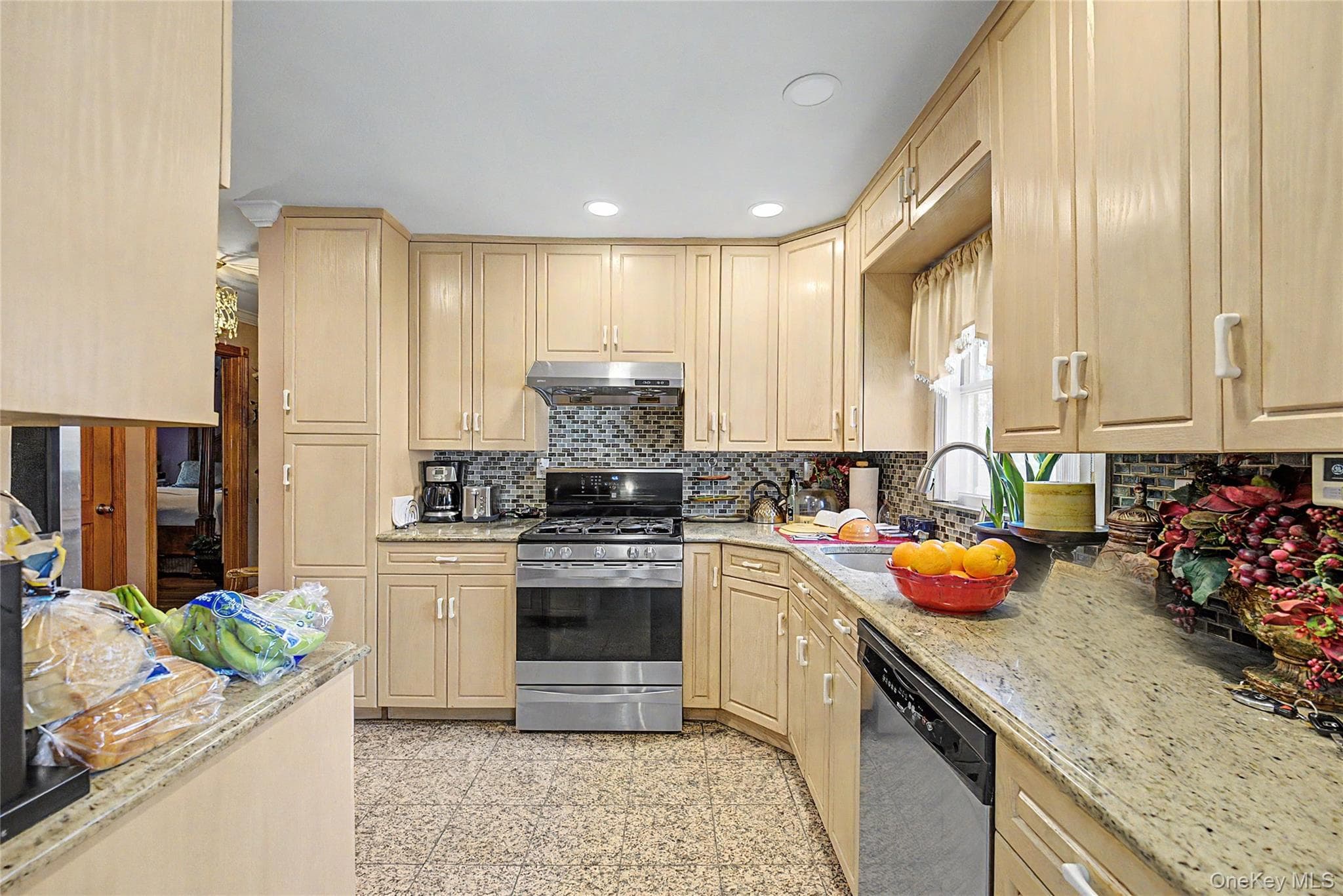 251-43 57th Avenue thumbnail 9