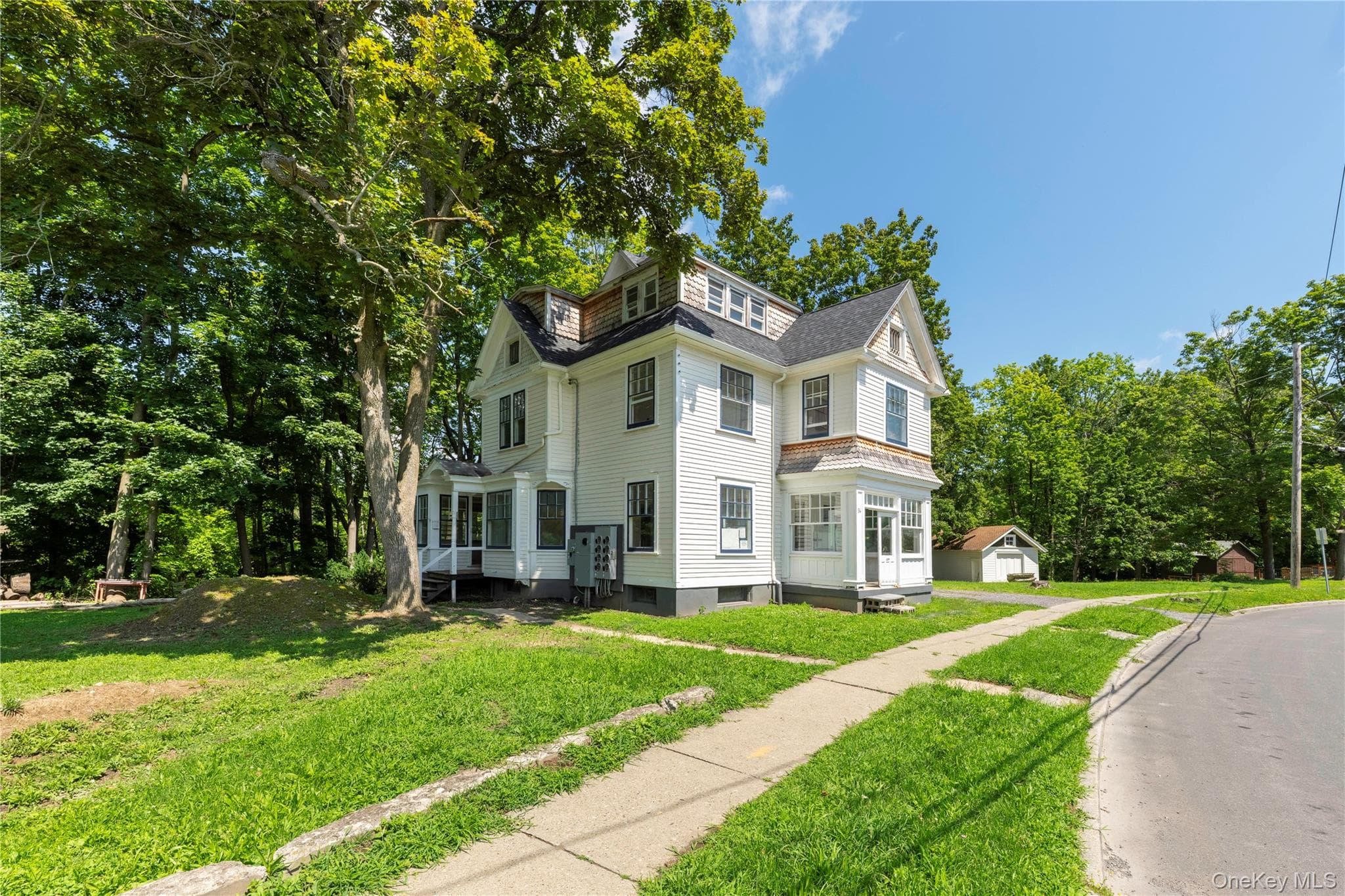 50-56 Parkwood Boulevard thumbnail 22