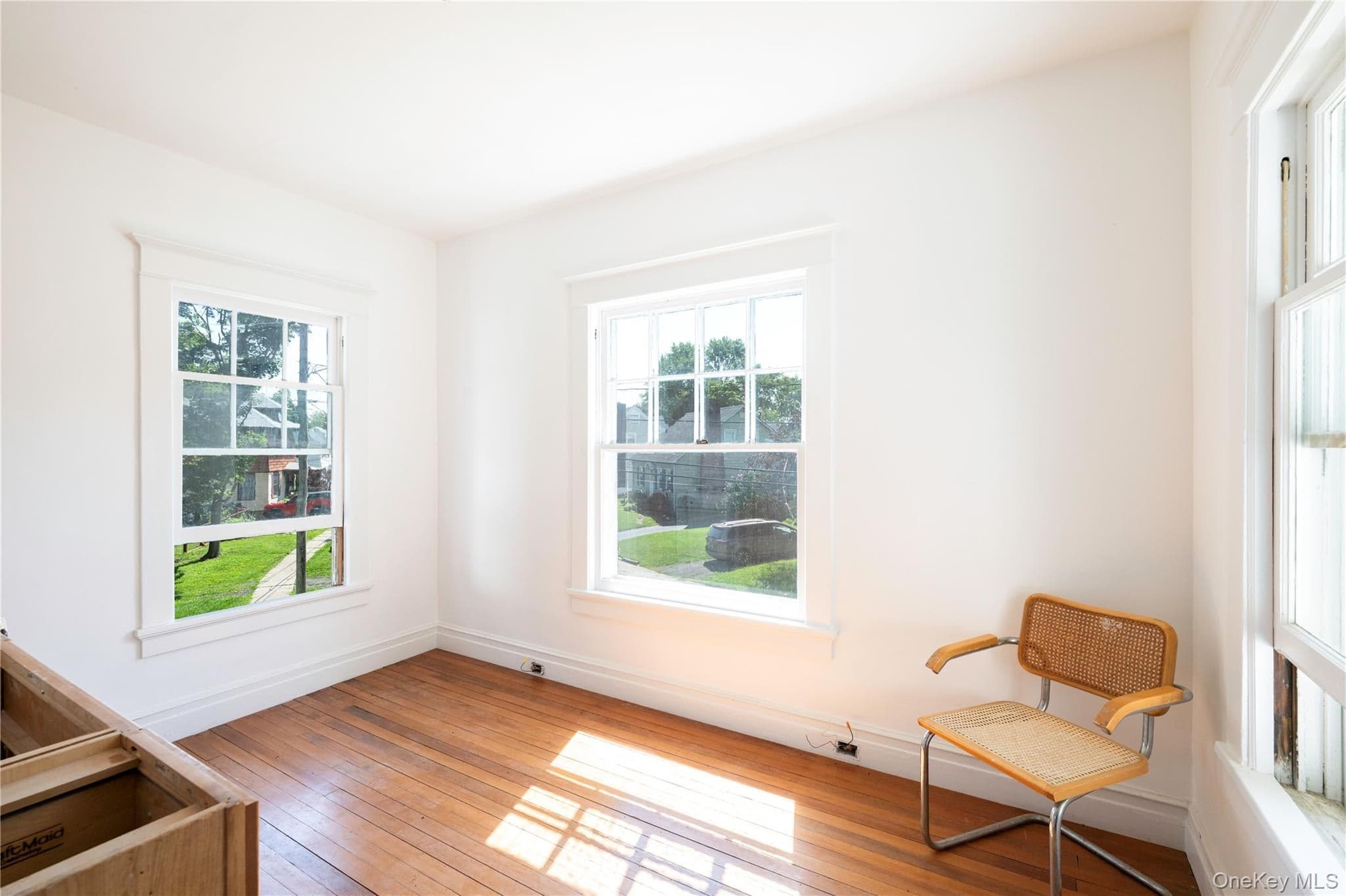 50-56 Parkwood Boulevard thumbnail 14