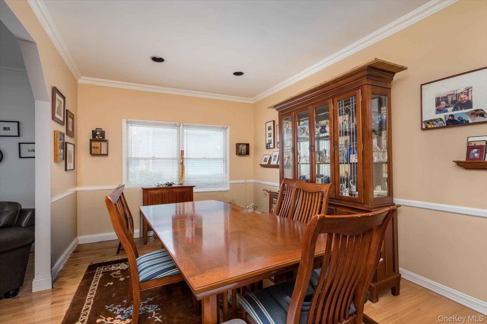 1135 Ruth Place thumbnail 5