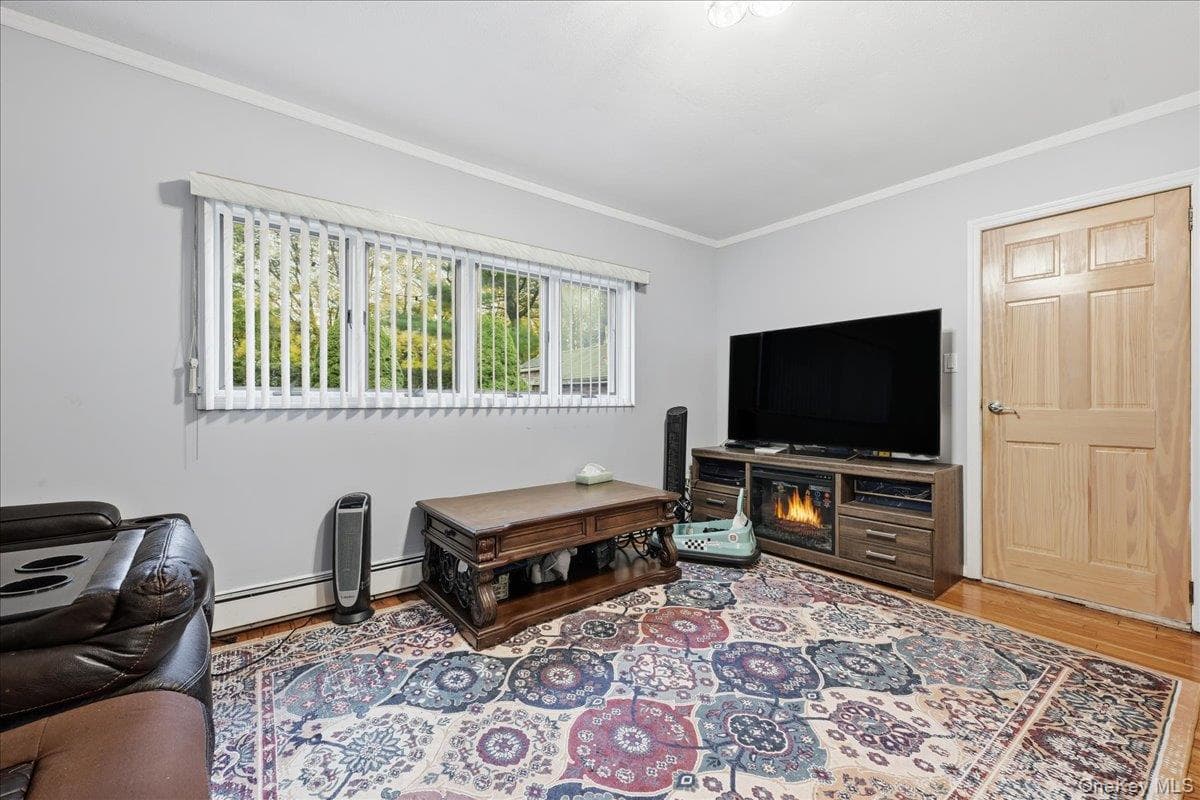 120 Bruce Terrace thumbnail 13